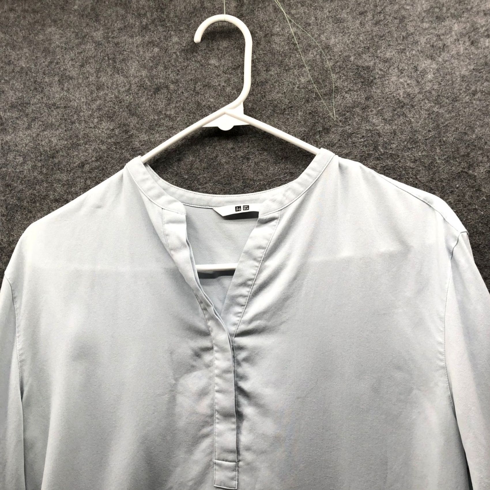 Uniqlo Uniqlo Blouse Womens M Light Blue 3/4 Sleeve Rayon Blend Stand Collar Shirt Blouse Pattern Solid Casual Workwear Mens Womens Size M / US 6-8 / IT 42-44 - 3 Thumbnail