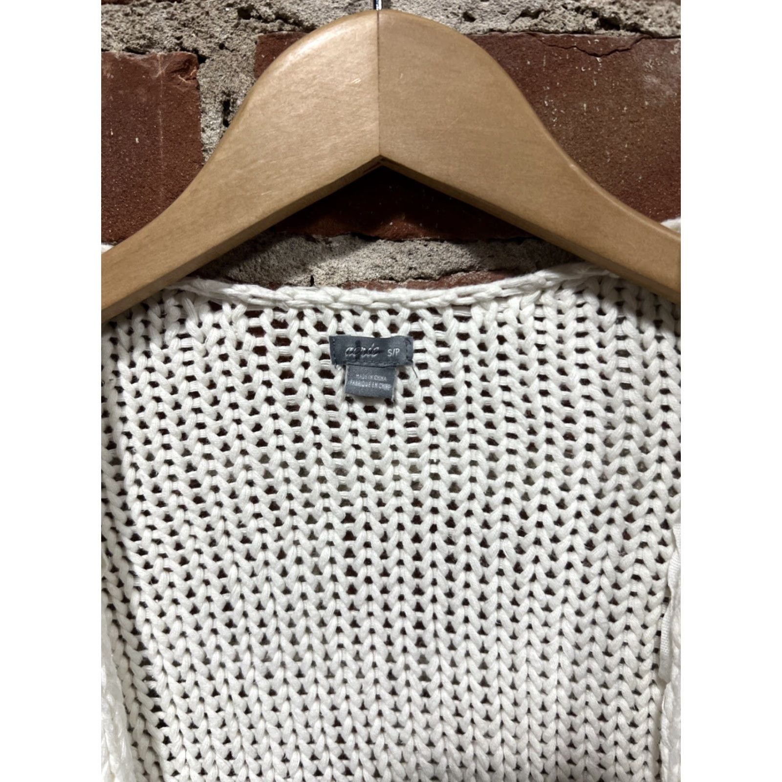 Vintage Aerie Sweater Cardigan Womens Small White Cotton Knit Open Chunky Knit Long Sleeve Casual Fall Spring Winter Summer Regular Fit Vintage No Size S / US 4 / IT 40 - 2 Thumbnail