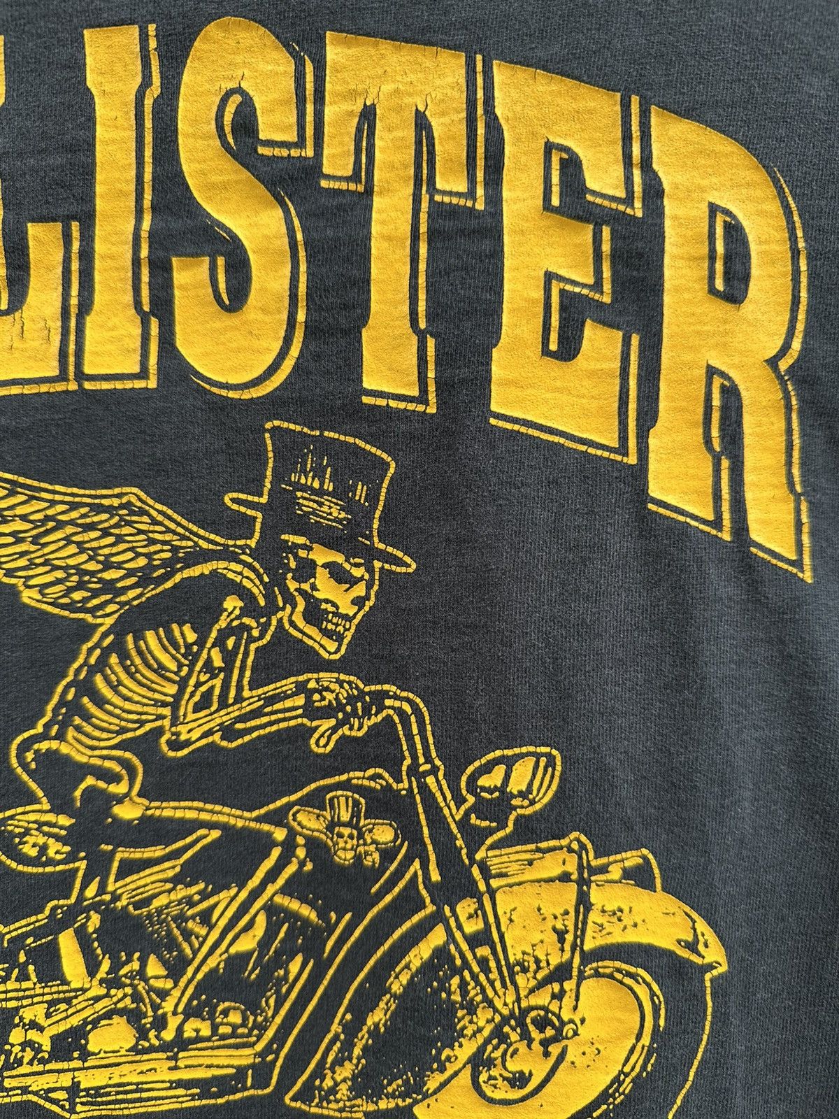 Harley Davidson Thrashed Vintage 90s Top Hatters Motorcyle Club Faded Grunge Size US XL / EU 56 / 4 - 4 Thumbnail