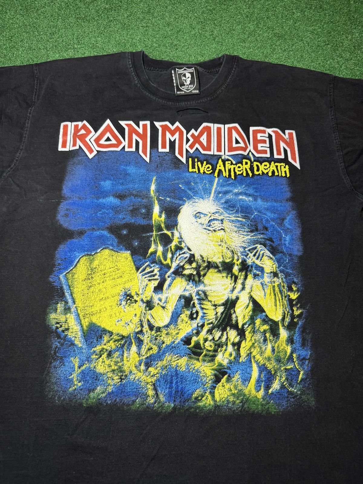 Band Tees × Vintage Vintage Y2K Iron Maiden Life After Death Metal Band T Shirt Size US L / EU 52-54 / 3 - 2 Thumbnail