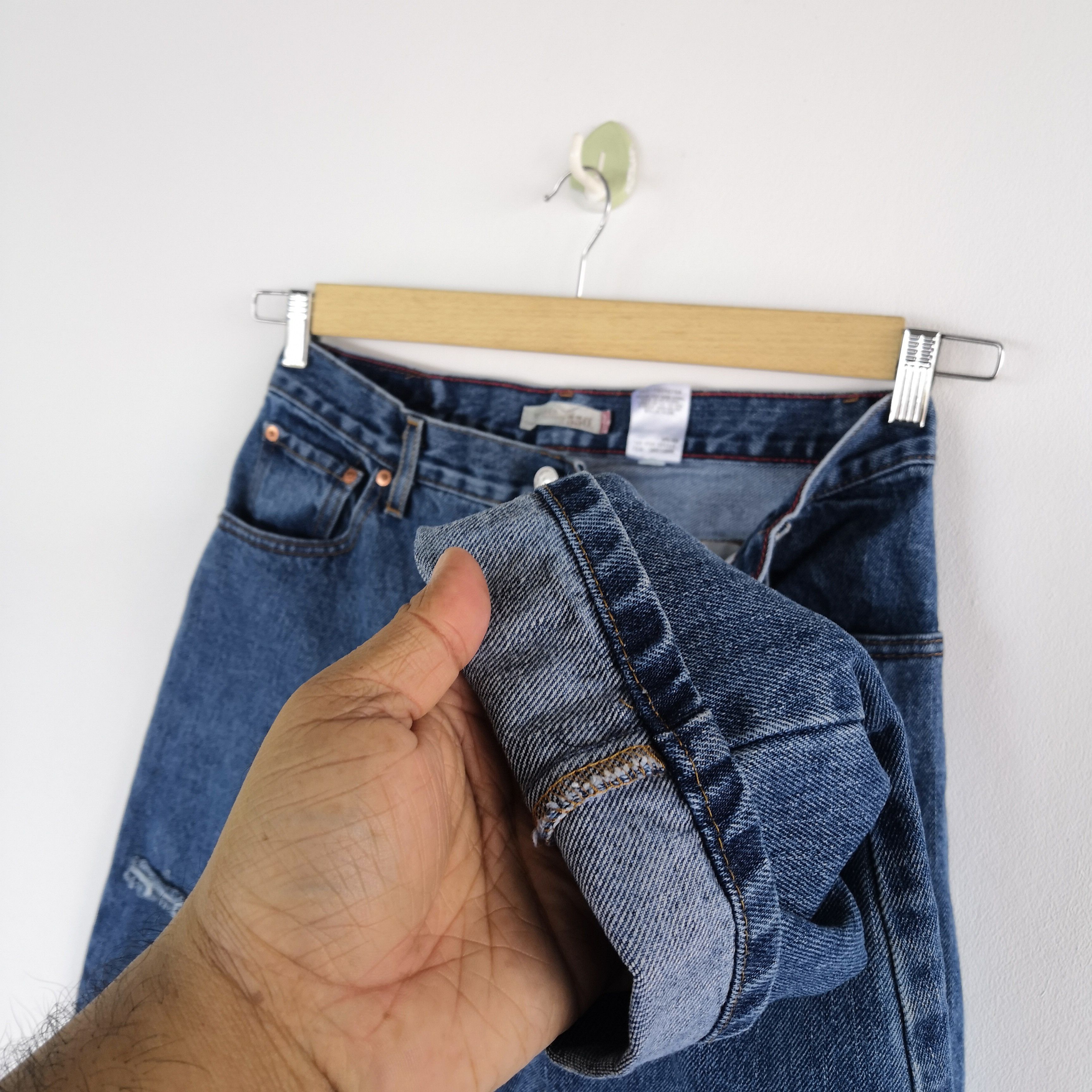 Levi's Vintage Levis 550 Distressed Jeans Levi's Stonewash Denim Size US 30 / EU 46 - 8 Thumbnail