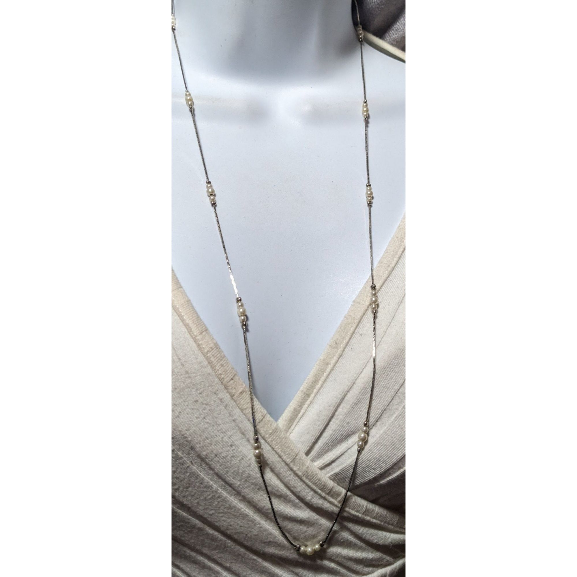 Other Vintage Silver Minimalist Faux Pearl Necklace Size ONE SIZE - 6 Thumbnail