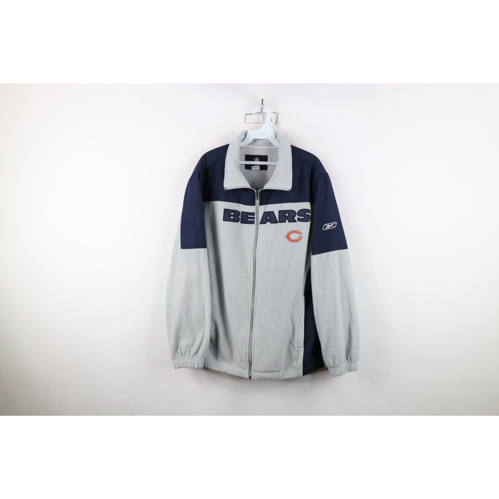 Reebok Vintage Reebok Spell Out Chicago Bears Football Jacket Size US L / EU 52-54 / 3 - 1 Thumbnail