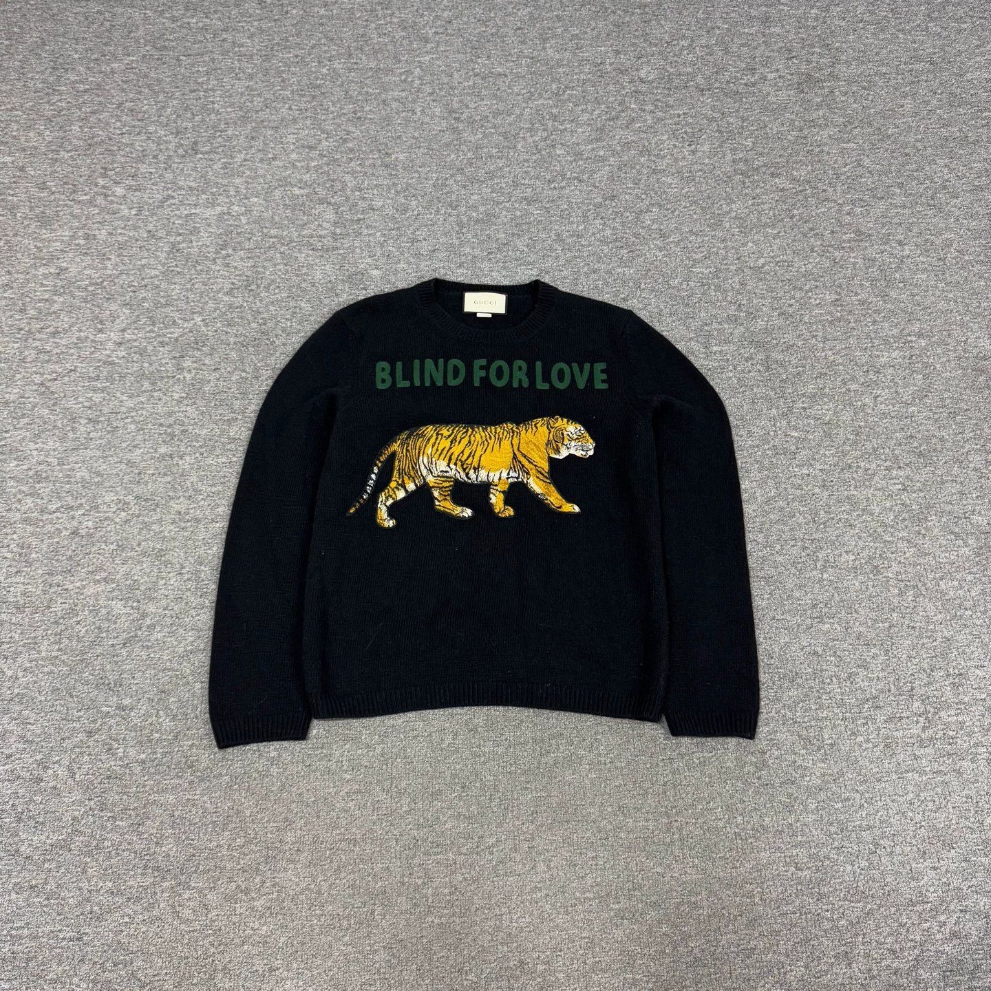 Gucci Gucci Tiger Knit Sweater, 99% New, Size M Size M / US 6-8 / IT 42-44 - 1 Thumbnail