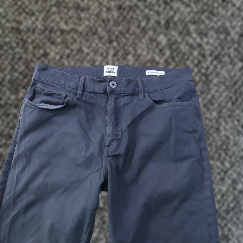 Flint And Tinder Flint And Tinder Chino Pants Blue Straight Leg 31x30 Mens Regular 5-Pocket Cotton Spandex Size US 31 - 1 Thumbnail