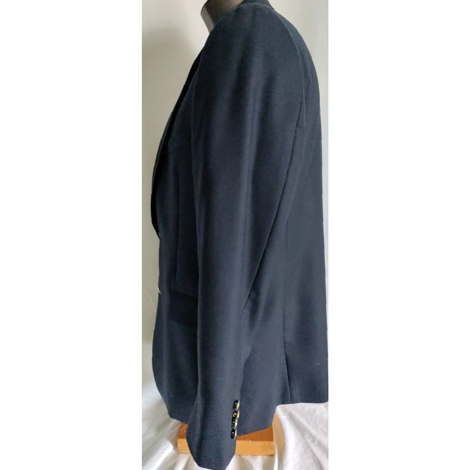 VINTAGE Stafford Navy Blue Worsted Wool Two Button Blazer Sport Coat Jacket 44R NWOT Mens Blazer Wool Navy Blue 44R Vintage Stafford Jacket (NWOT)