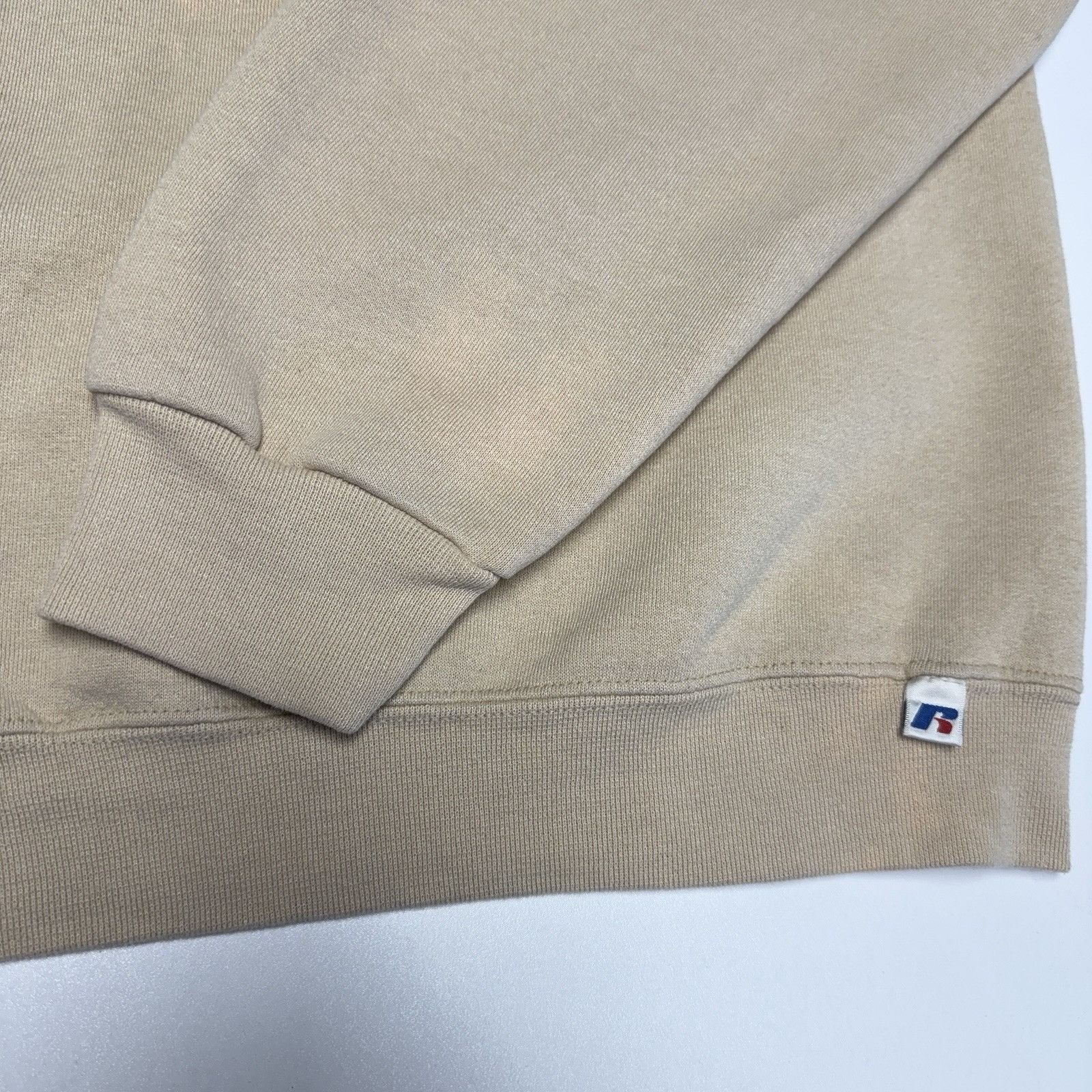 Russell Athletic Russell Athletic Sweatshirt Mens Large 22x24 Tan Crew Neck S Size US L / EU 52-54 / 3 - 9 Thumbnail