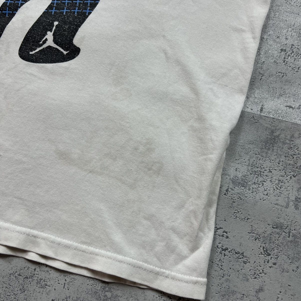Nike 90s NIKE AIR JORDAN VINTAGE Y2K DISTRESSED RETRO TEE T-SHIRT Size US L / EU 52-54 / 3 - 6 Thumbnail