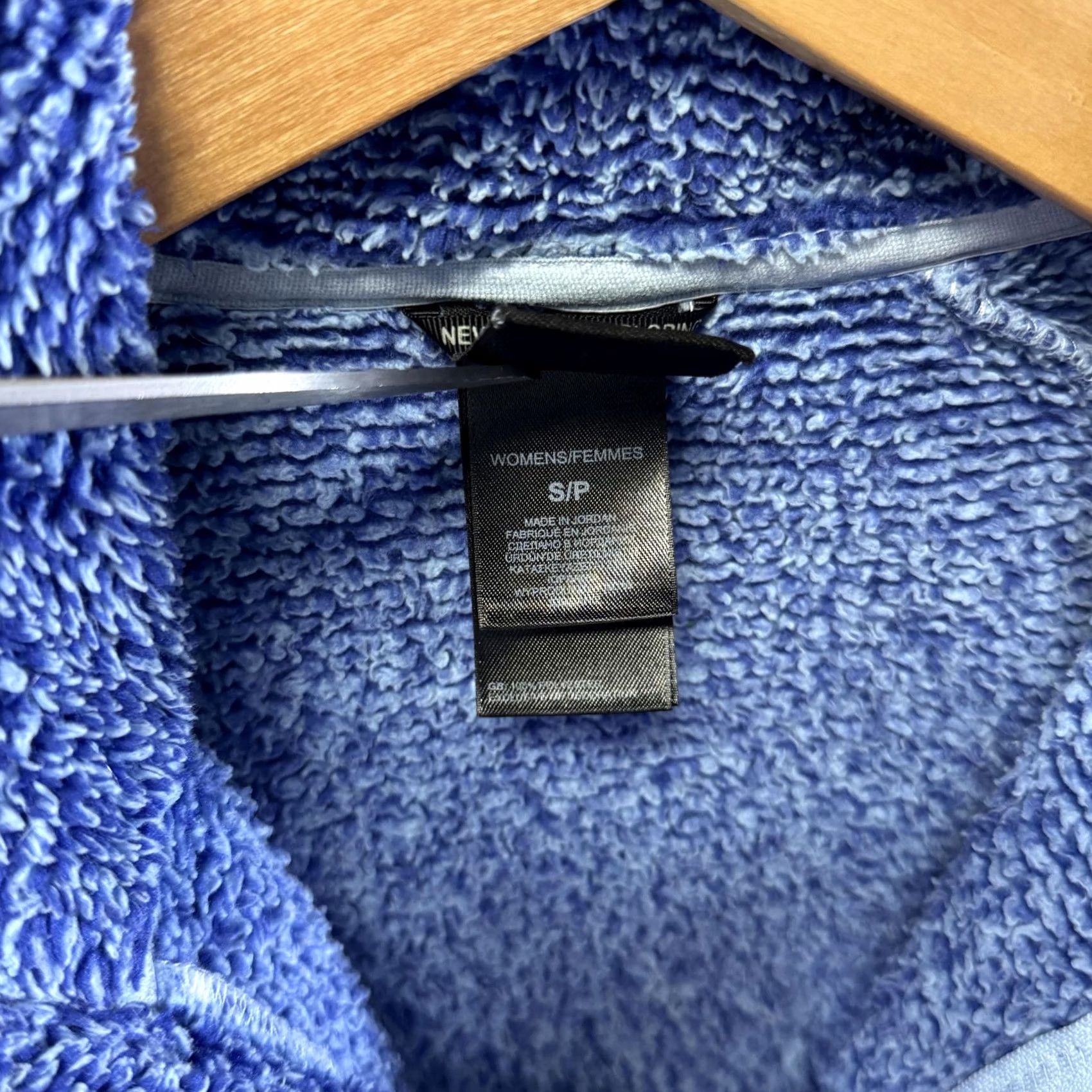 The North Face The North Face Fleece Jacket Womens S Blue Osito Full Zip Cozy Short Raglan Pockets Zip Symbol Logo Size S / US 4 / IT 40 - 6 Thumbnail