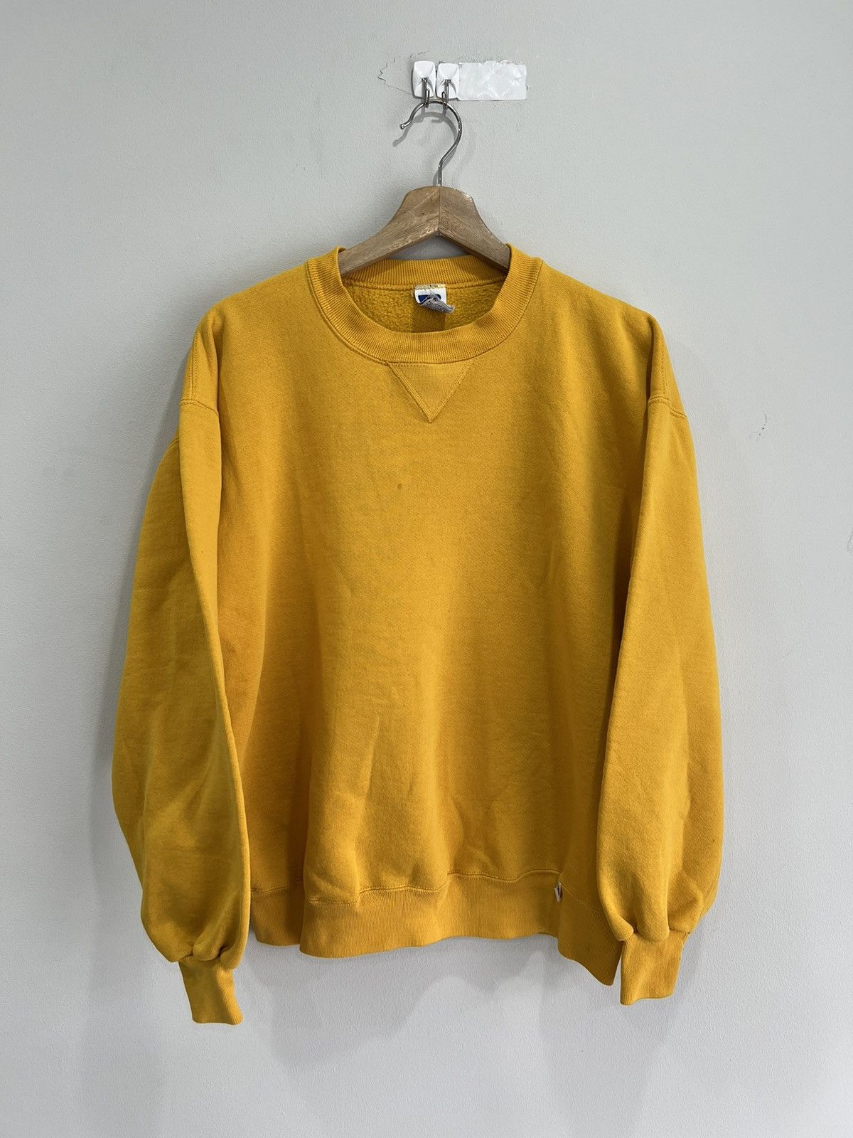 Russell Athletic Vtg Russell Athletic Blank Sweater Sweatshirt Size US L / EU 52-54 / 3 - 1 Thumbnail
