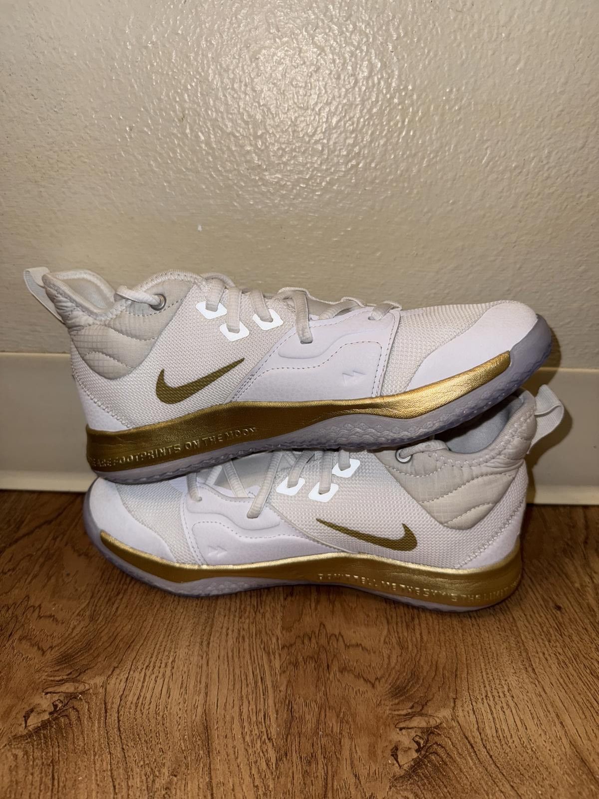 Nike Nike PG3 Nasa White (GS) Size US 6 / EU 39 - 6 Thumbnail