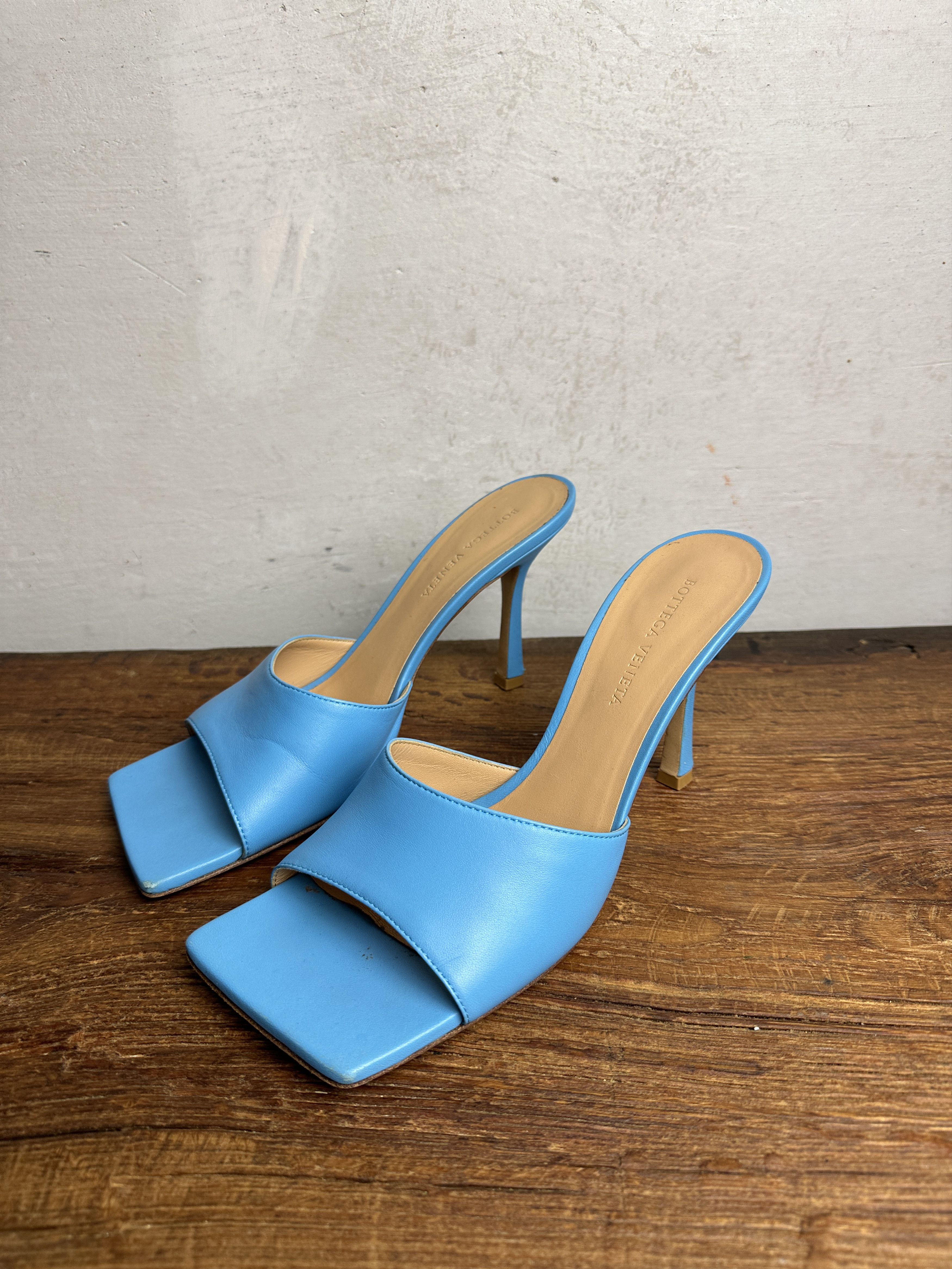 Bottega Veneta Bottega Veneta Stretch Leather Heels Size US 9 / IT 39 - 2 Thumbnail