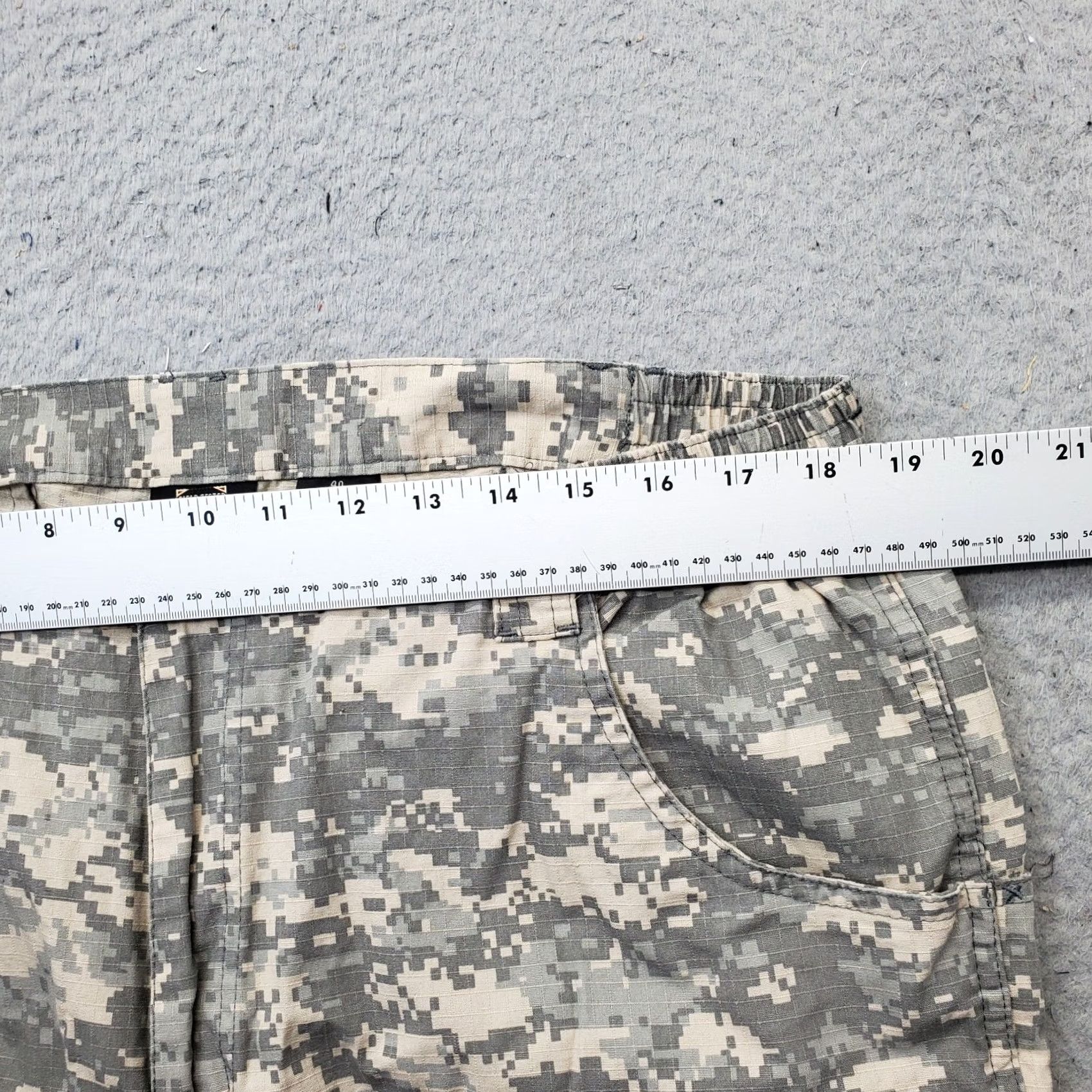 Vintage Guide Gear Army Digital ACU Cargo Pants Mens 40 Multi Camouflage Straight Leg Size US 40 / EU 56 - 6 Thumbnail