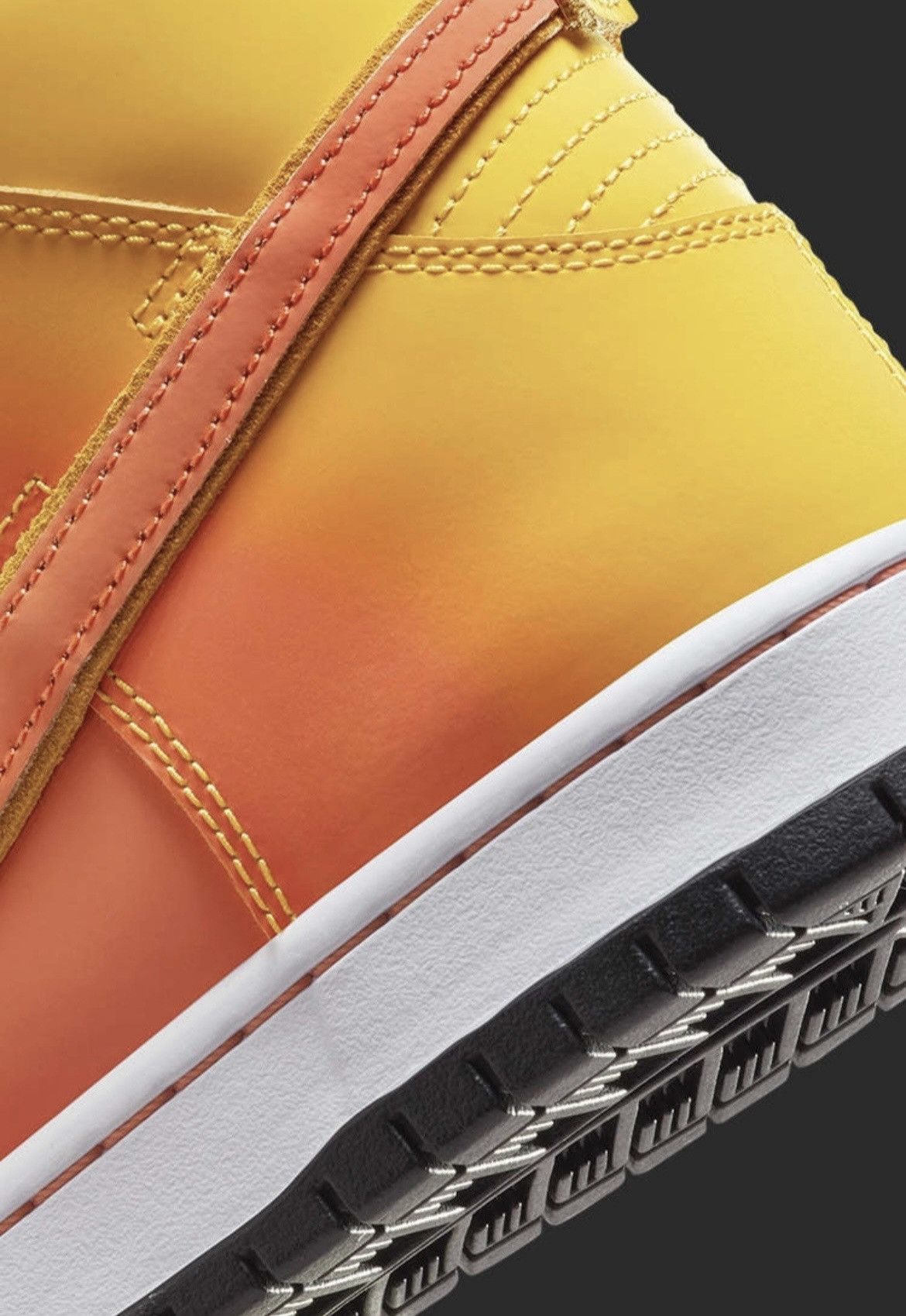 Nike Nike SB Dunk Sweet Tooth Size US 10 / EU 43 - 4 Thumbnail