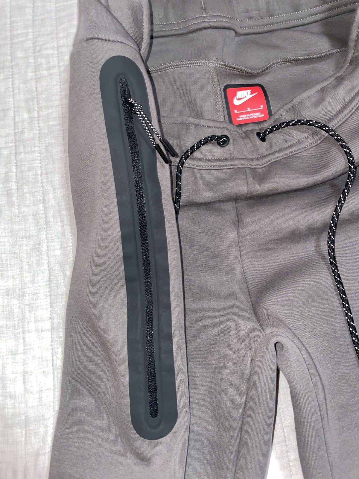 Nike Nike Tech New Zip-Up Cave/Stone Size US 32 / EU 48 - 3 Thumbnail