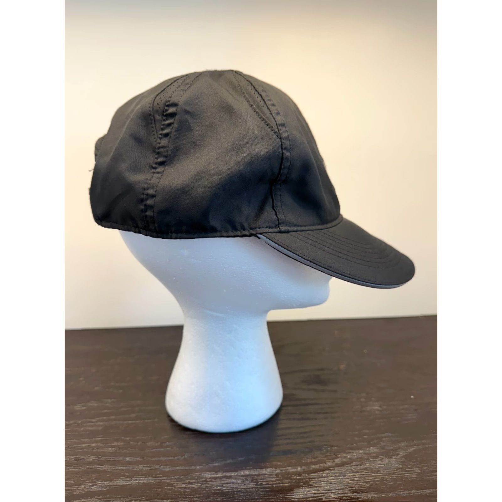 Nike Nike Hat Women One Size Black Dri-Fit Featherlight Strapback Run Tennis Size ONE SIZE - 3 Thumbnail