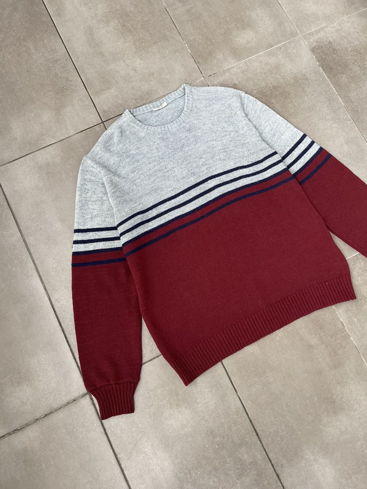 Vintage Vintage Y2K Red Grey Stripped Navy Wool Thin Sweater Size US M / EU 48-50 / 2 - 7 Thumbnail