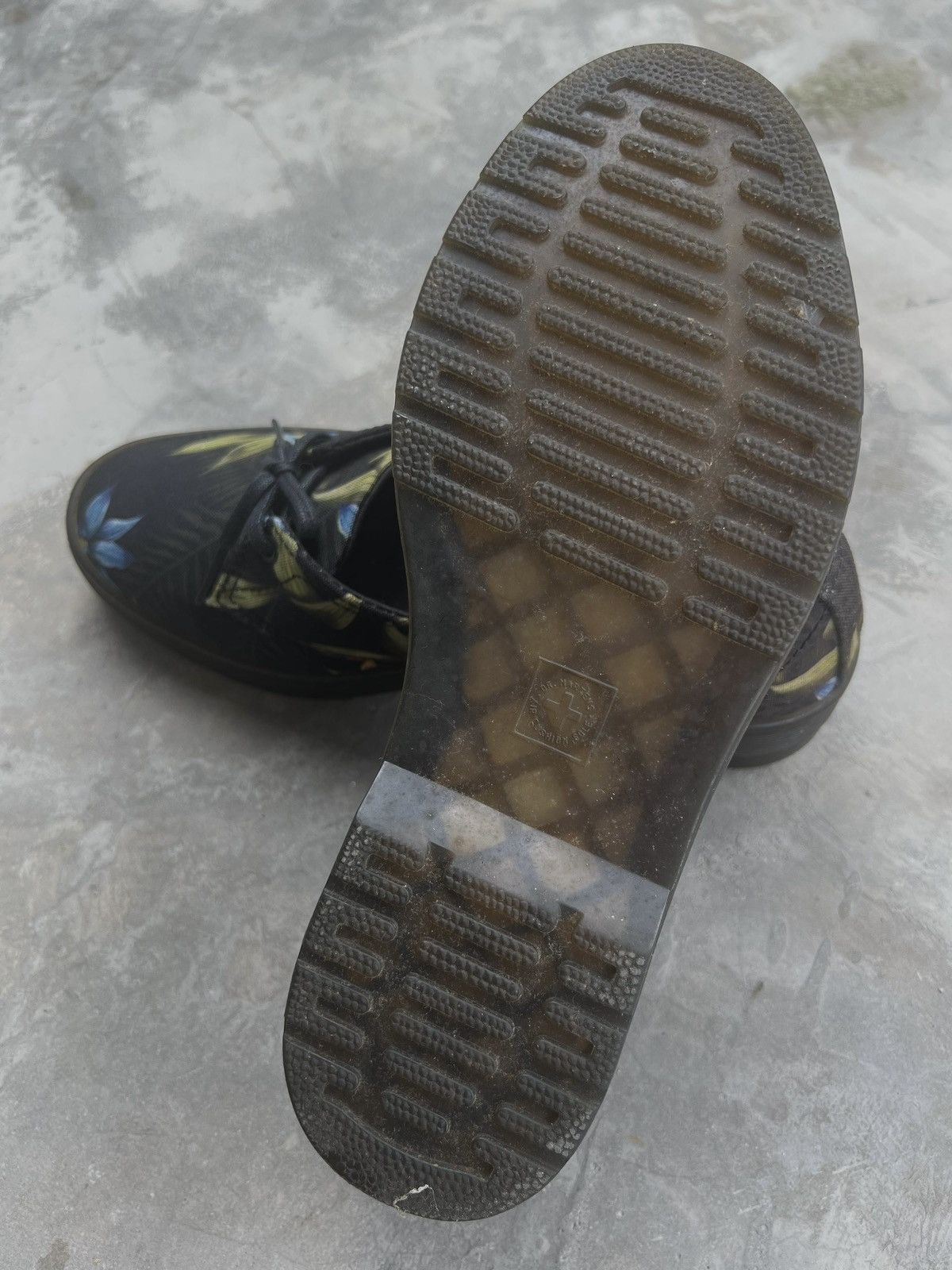 Dr. Martens AW005 Dr. Martens Morada Canvas Black Hawaiian Ballets Flats Size US 6.5 / IT 36.5 - 7 Thumbnail