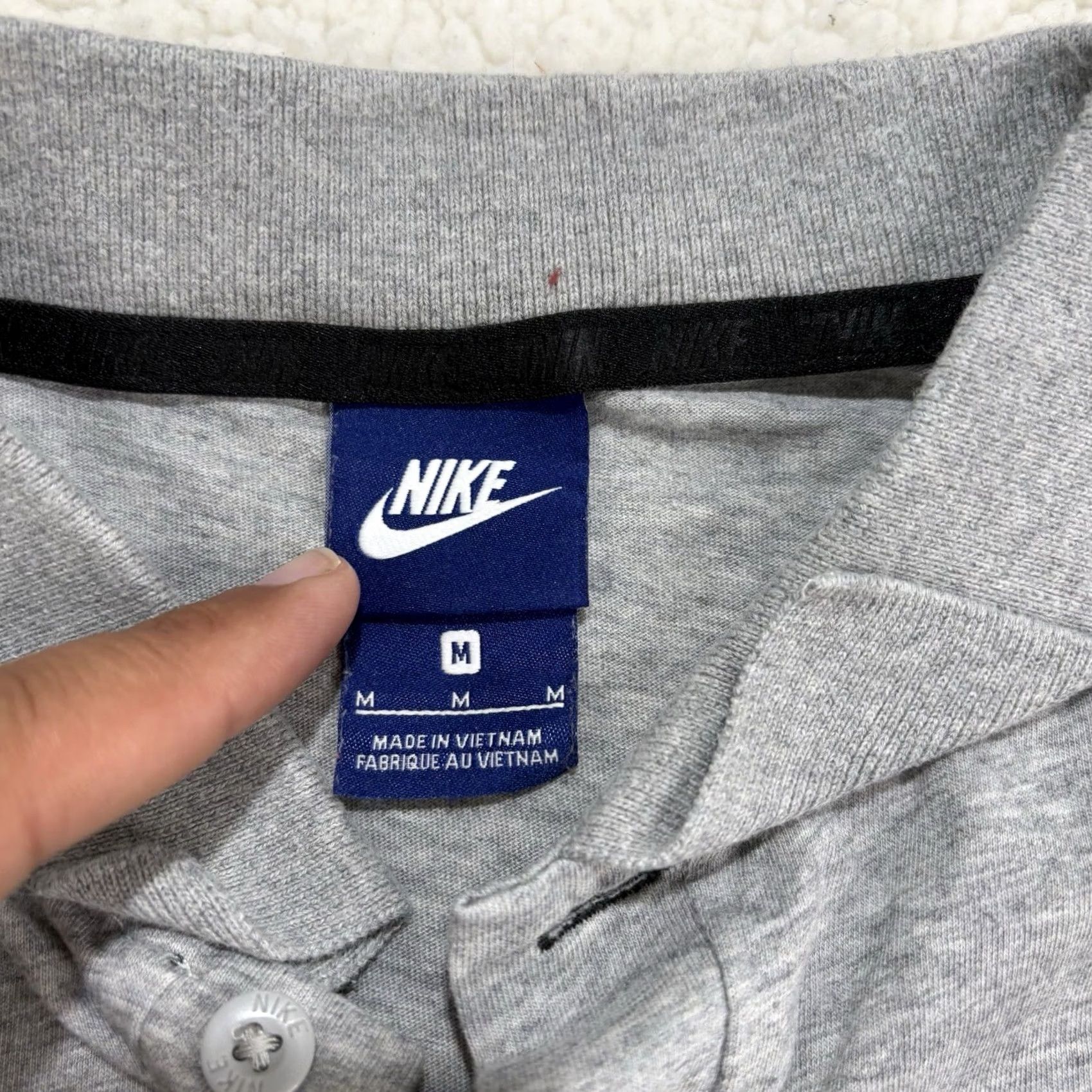 Nike VINTAGE Nike Shirt Polo Short Sleeve Swoosh Gray Mens M Size US M / EU 48-50 / 2 - 3 Thumbnail