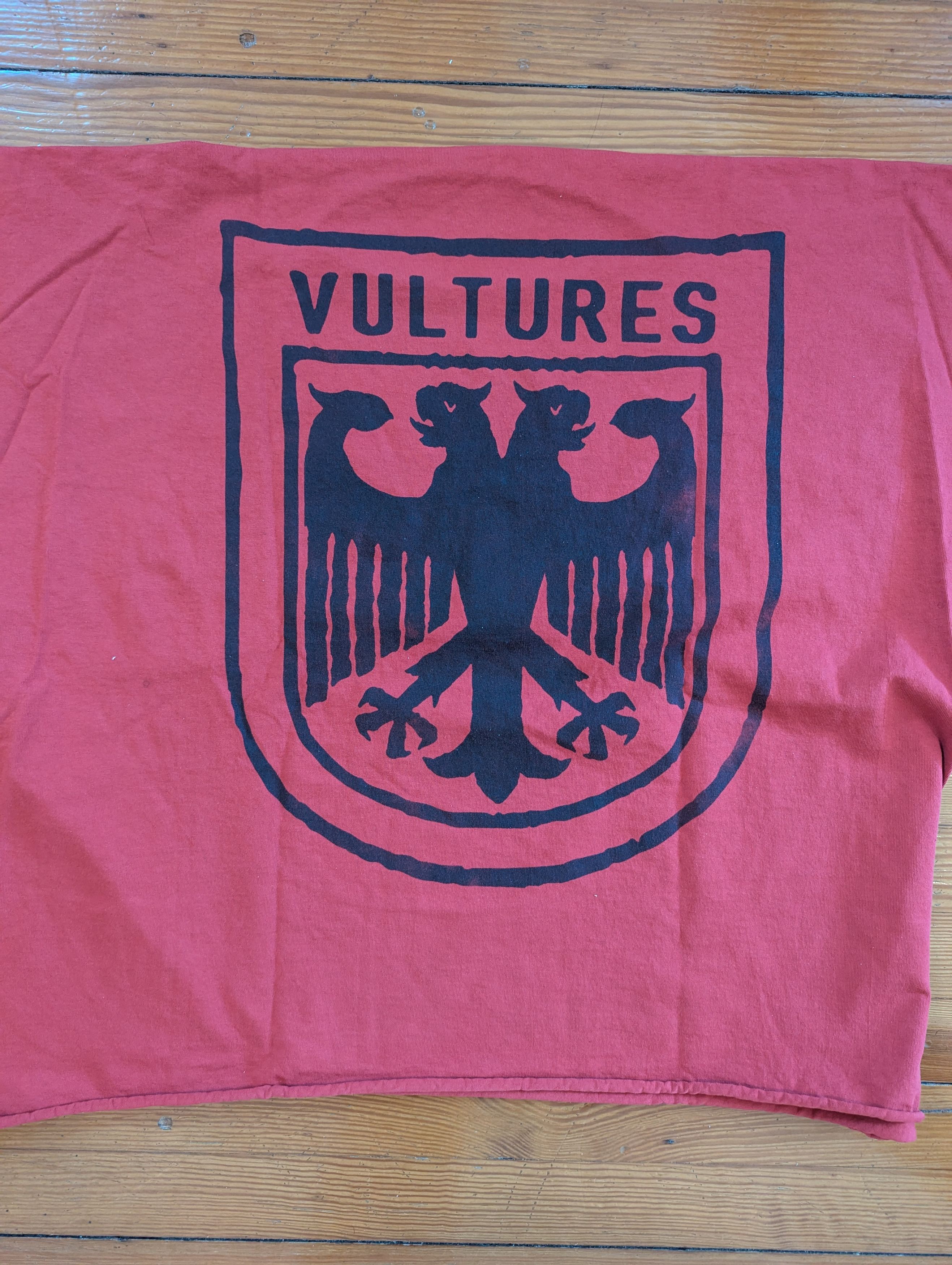 Gosha Rubchinskiy × Kanye West Vultures Tee Size US L / EU 52-54 / 3 - 4 Thumbnail