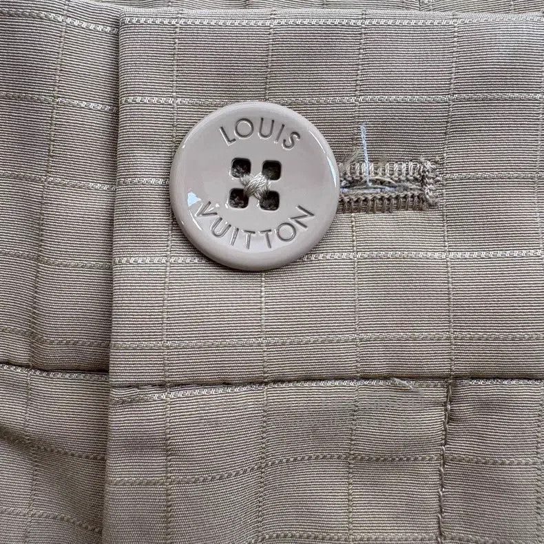 Louis Vuitton Louis Vuitton size US 48 Dark full print cargo shorts Size US 32 / EU 48 - 6 Thumbnail