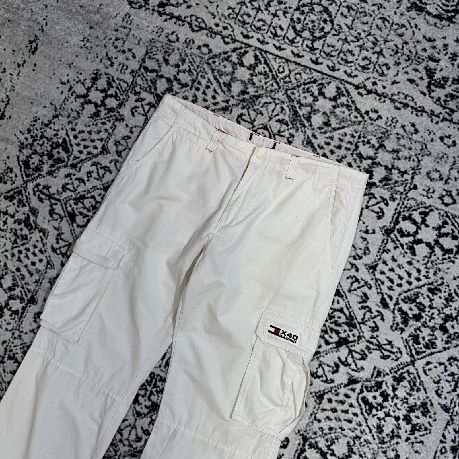 Tommy Hilfiger × Vintage Vintage Tommy Hilfiger Unisex White Cotton Size W38 90s Size US 38 / EU 54 - 2 Thumbnail