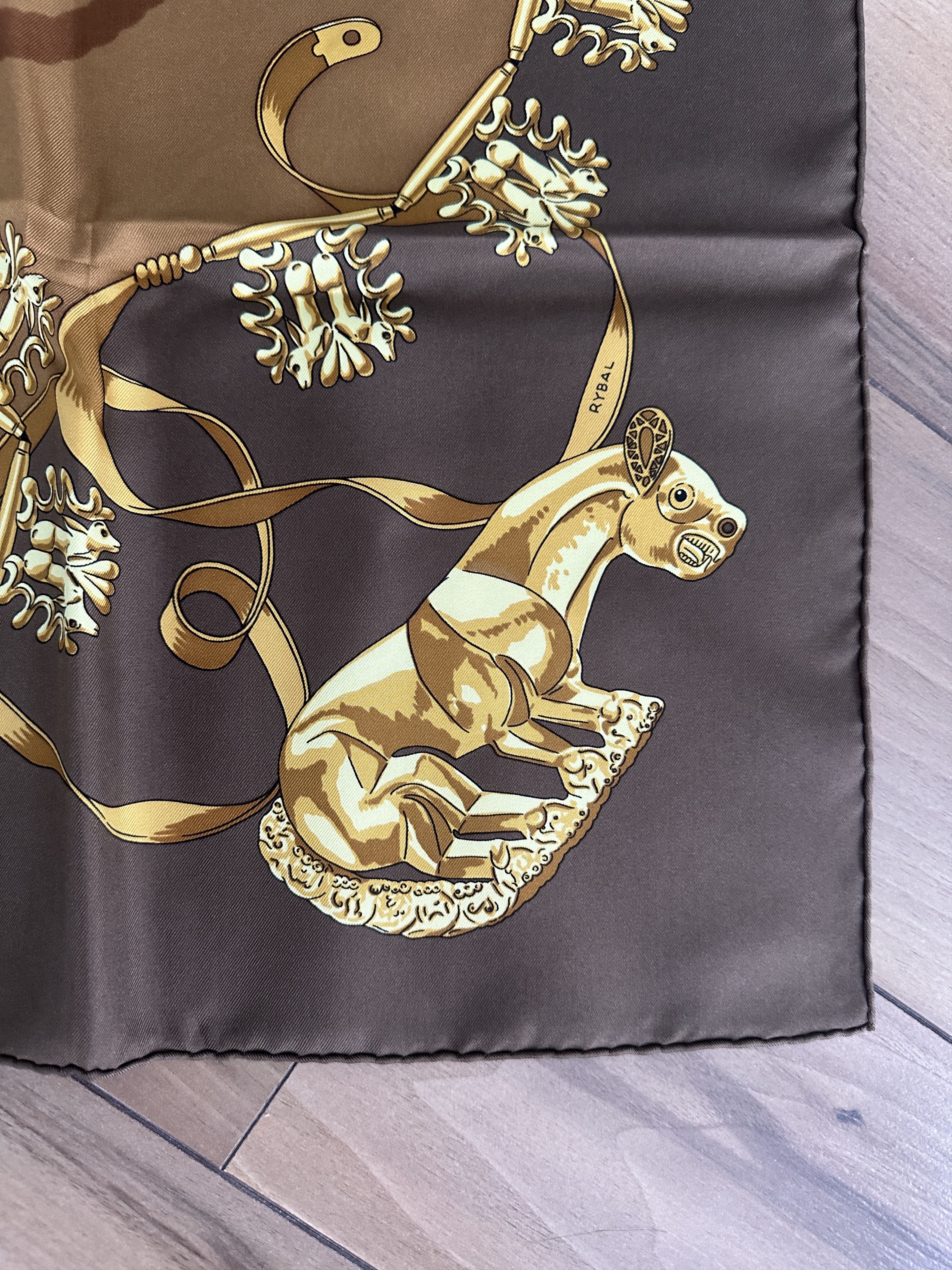 Hermes Hermès "Les Cavaliers d'Or" Silk Scarf Authentic Size ONE SIZE - 7 Thumbnail