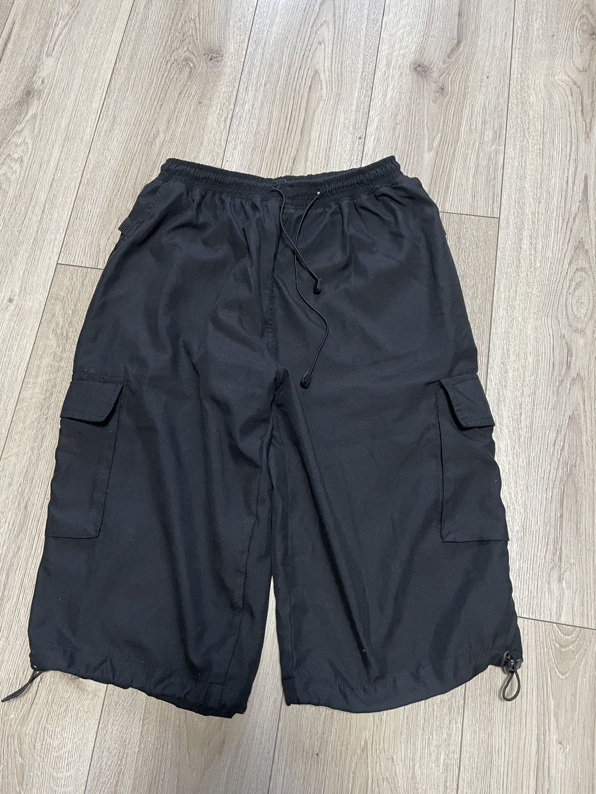 Nike Vintage Nike Premier Y2K Nylon Cargo Shorts Black Size M Size US 32 / EU 48 - 1 Thumbnail