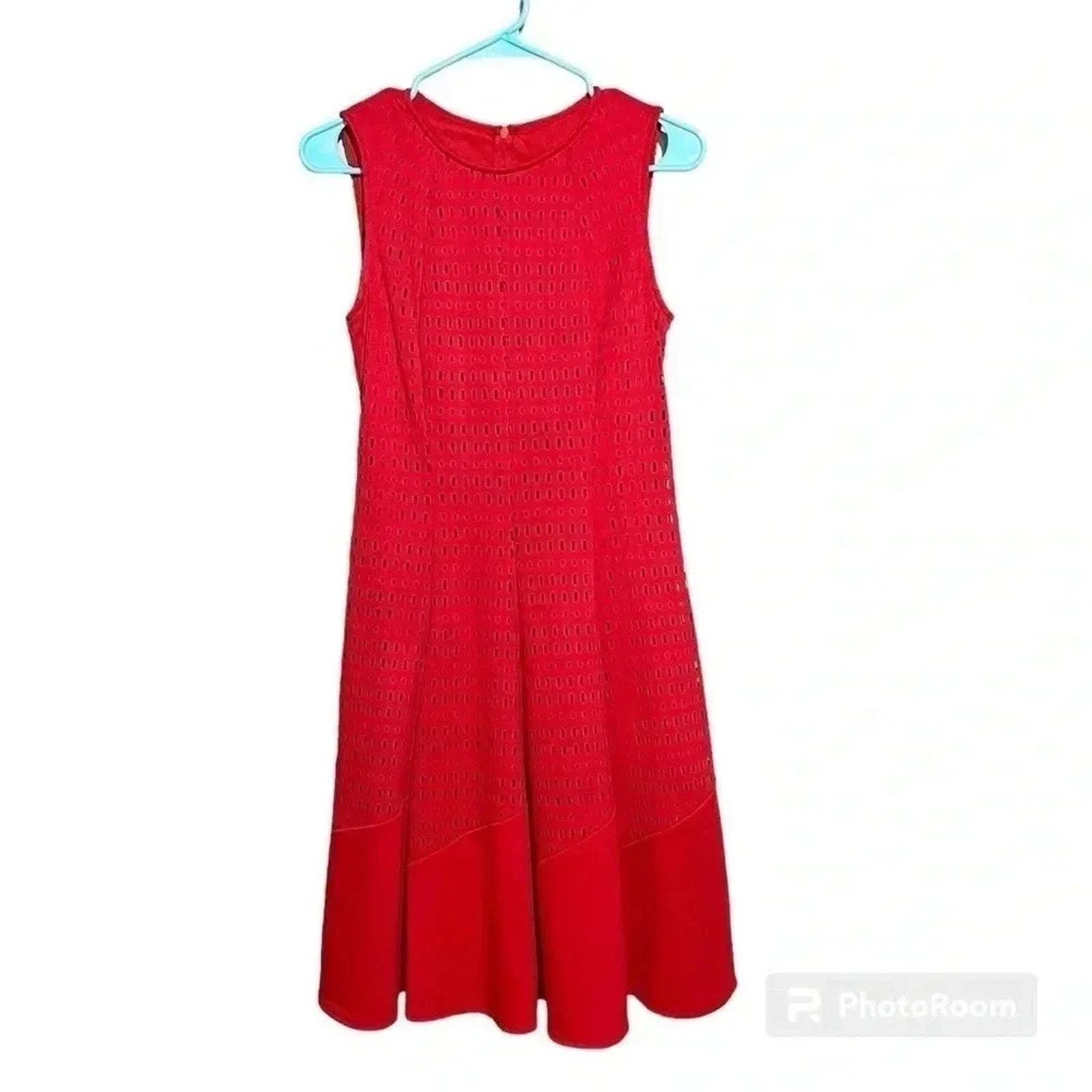Joseph Ribkoff Joseph Ribkoff Size 4 Red Sleeveless Flare Eyelet Dress Size S / US 4 / IT 40 - 1 Thumbnail