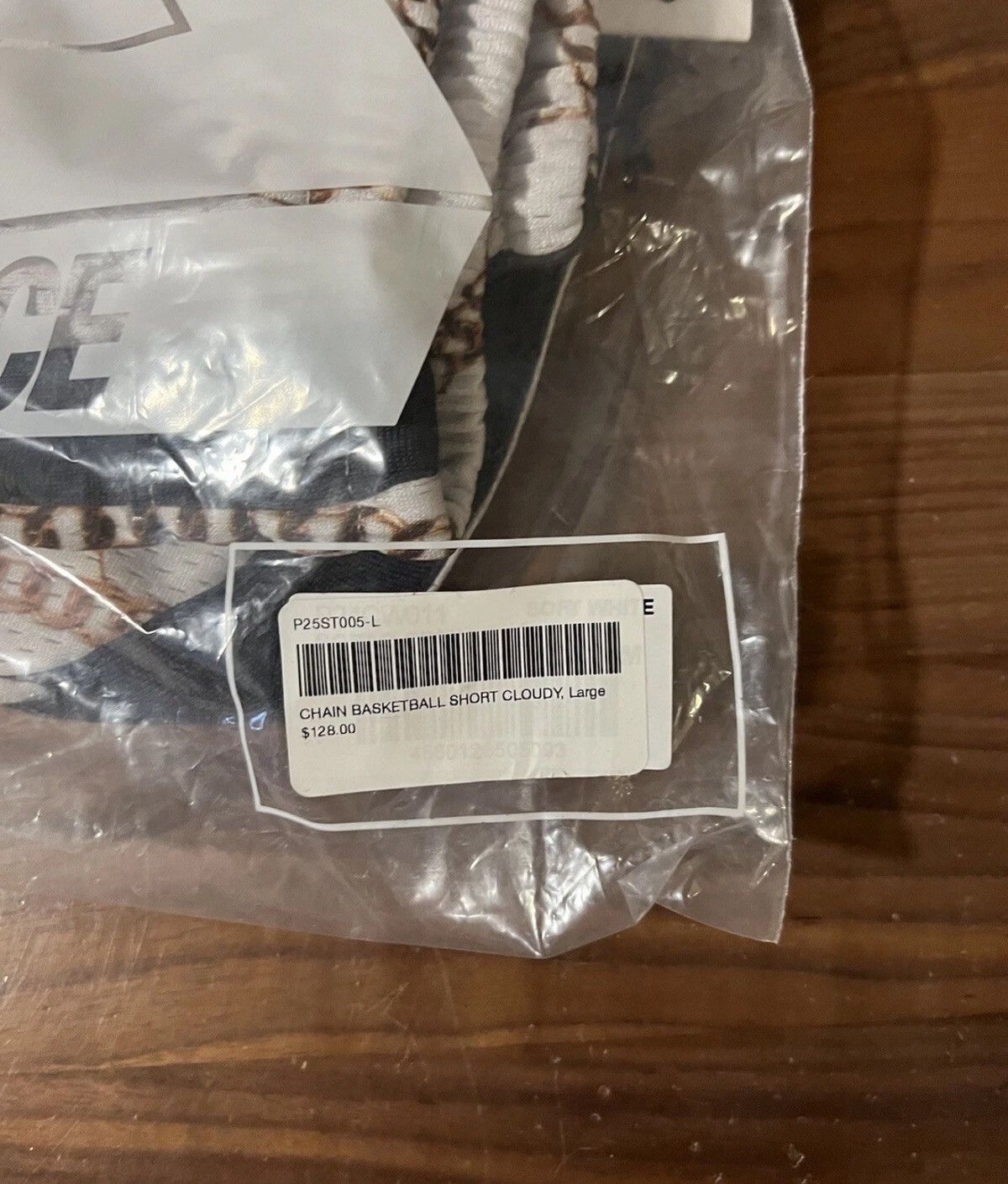 PALACE CHAIN BASKETBALL SHORT CLOUDY MESH SHORTS SIZE LARGE