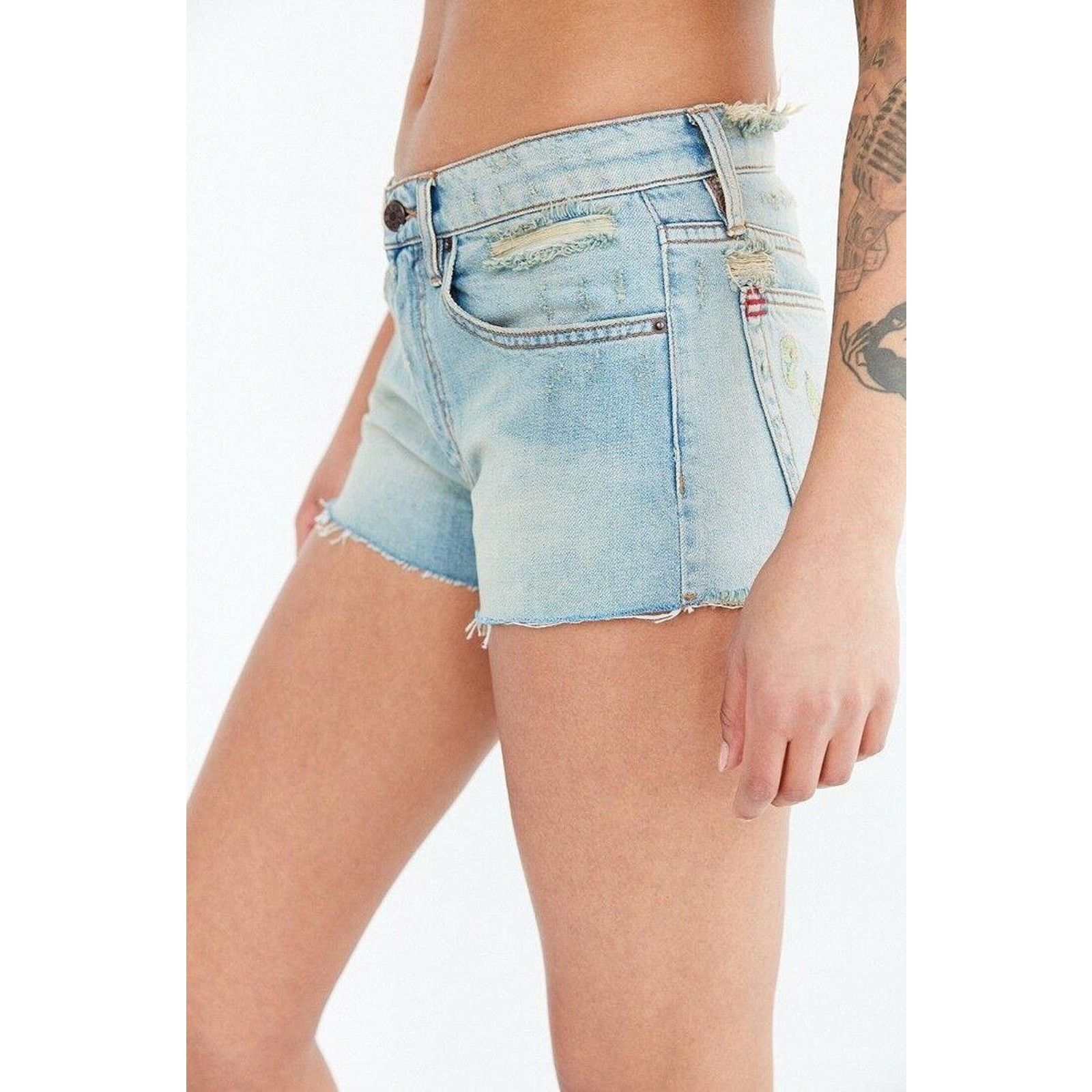 Brandit × Urban Outfitters Urban Outfitters Essential Mid-rise Denim Shorts by BANDIT Size 28" / US 6 / IT 42 - 2 Thumbnail