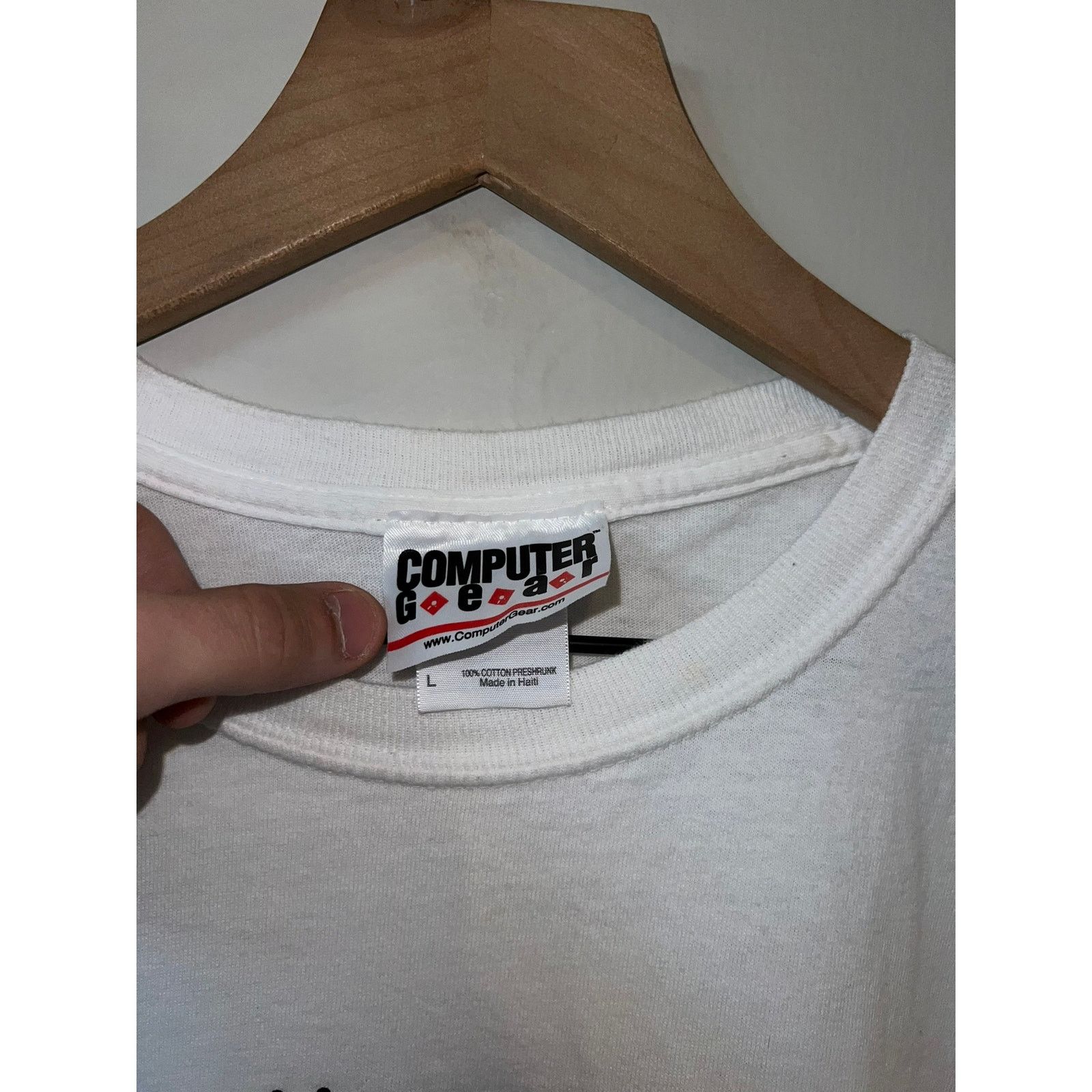 Vintage Vintage Computer Shirt Never Far From Computen Computer 90s Size US L / EU 52-54 / 3 - 5 Thumbnail