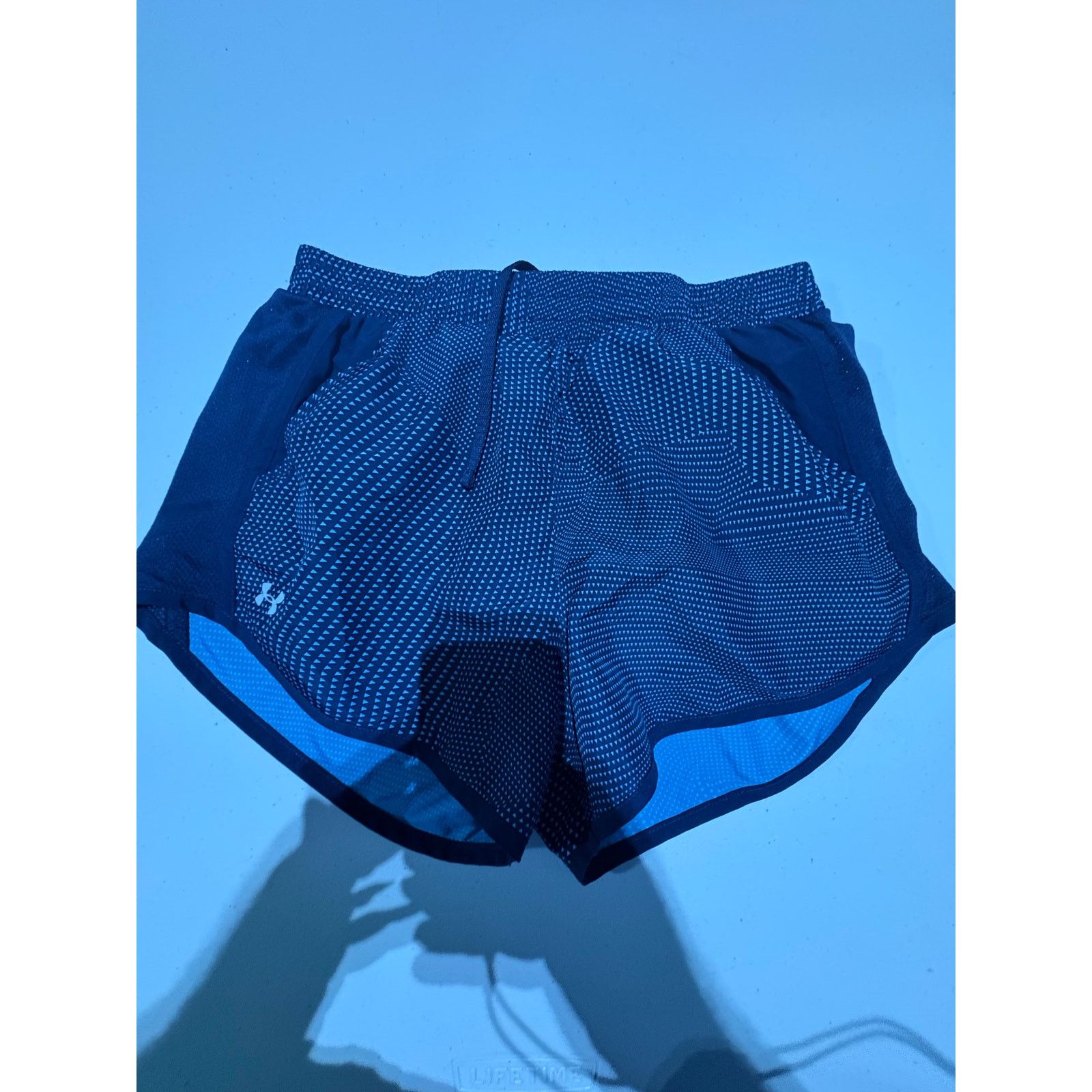 Under Armour Under Armour Women’s Blue Shorts Athletic Mesh Lined Size S Size 28" / US 6 / IT 42 - 2 Thumbnail