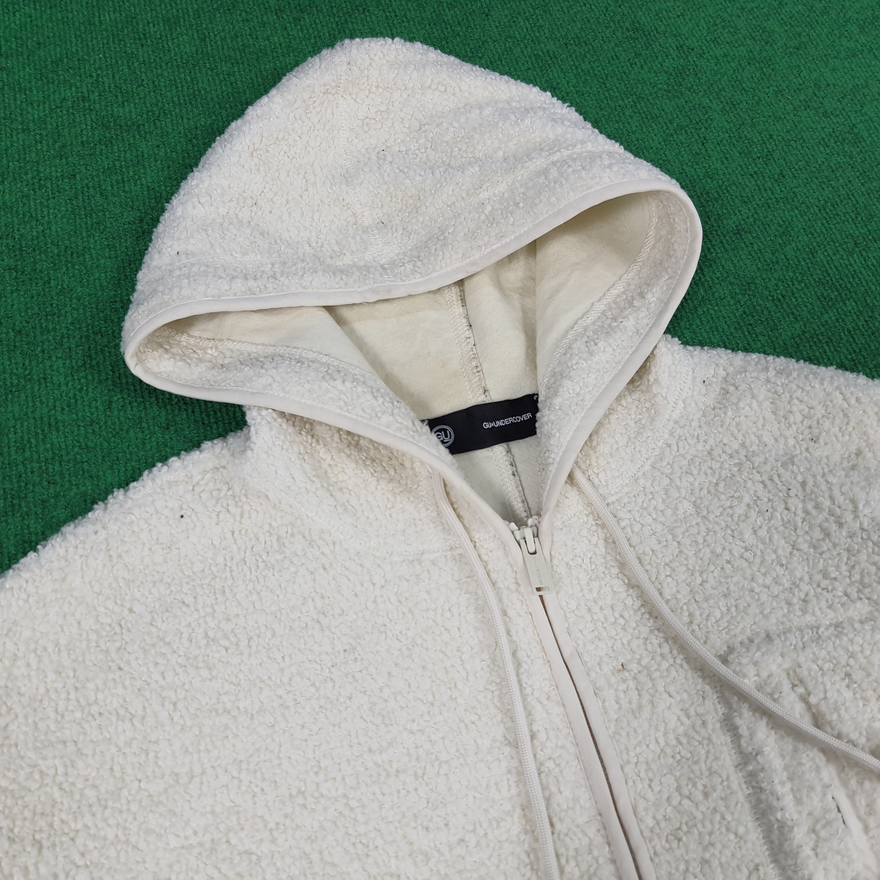 Japanese Brand × Undercover Vintage GU X Undercover Fleece Winter Jacket Size US XL / EU 56 / 4 - 4 Thumbnail