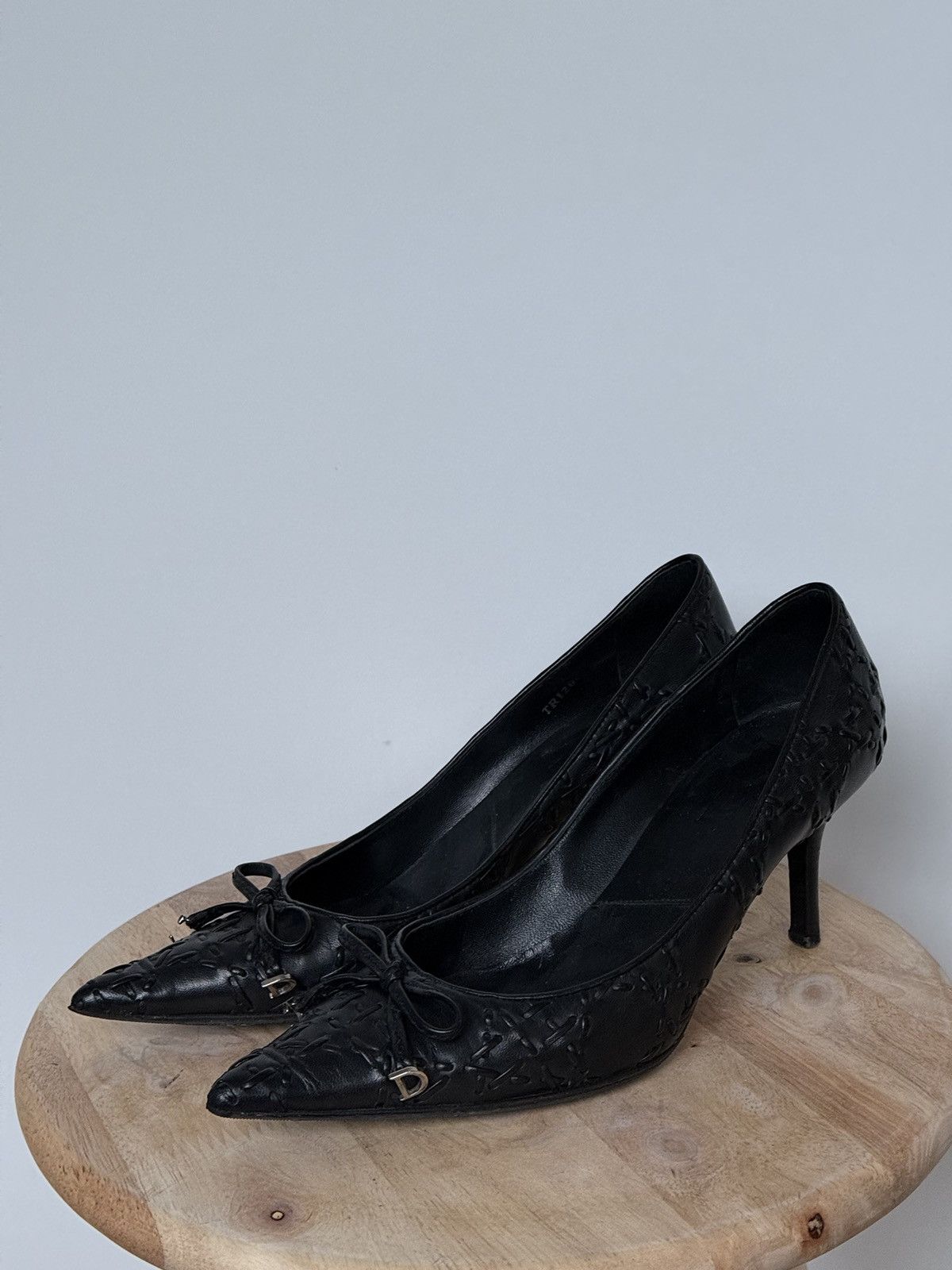 Dior Dior Black Leather Braided Cannage Pointy Toe Bow Pumps Size US 9 / IT 39 - 1 Thumbnail