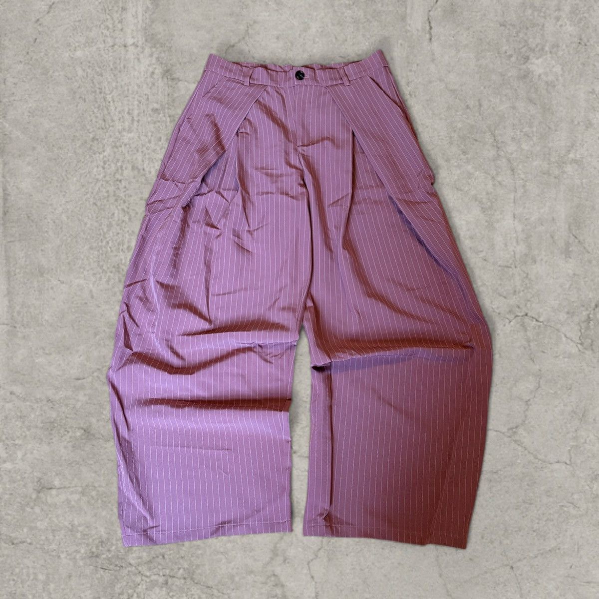 Japanese Brand Wide leg Japanese style trousers, burgundy pinstripe. Size L Size US 34 / EU 50 - 1 Thumbnail