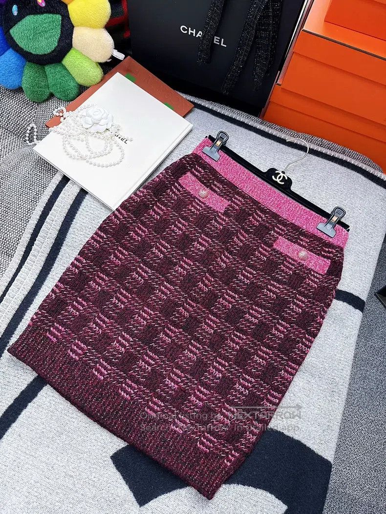 Chanel Chanel 22K autumn and winter show rose pink burgundy plaid Size 25" / US 0 / IT 36 - 1 Thumbnail