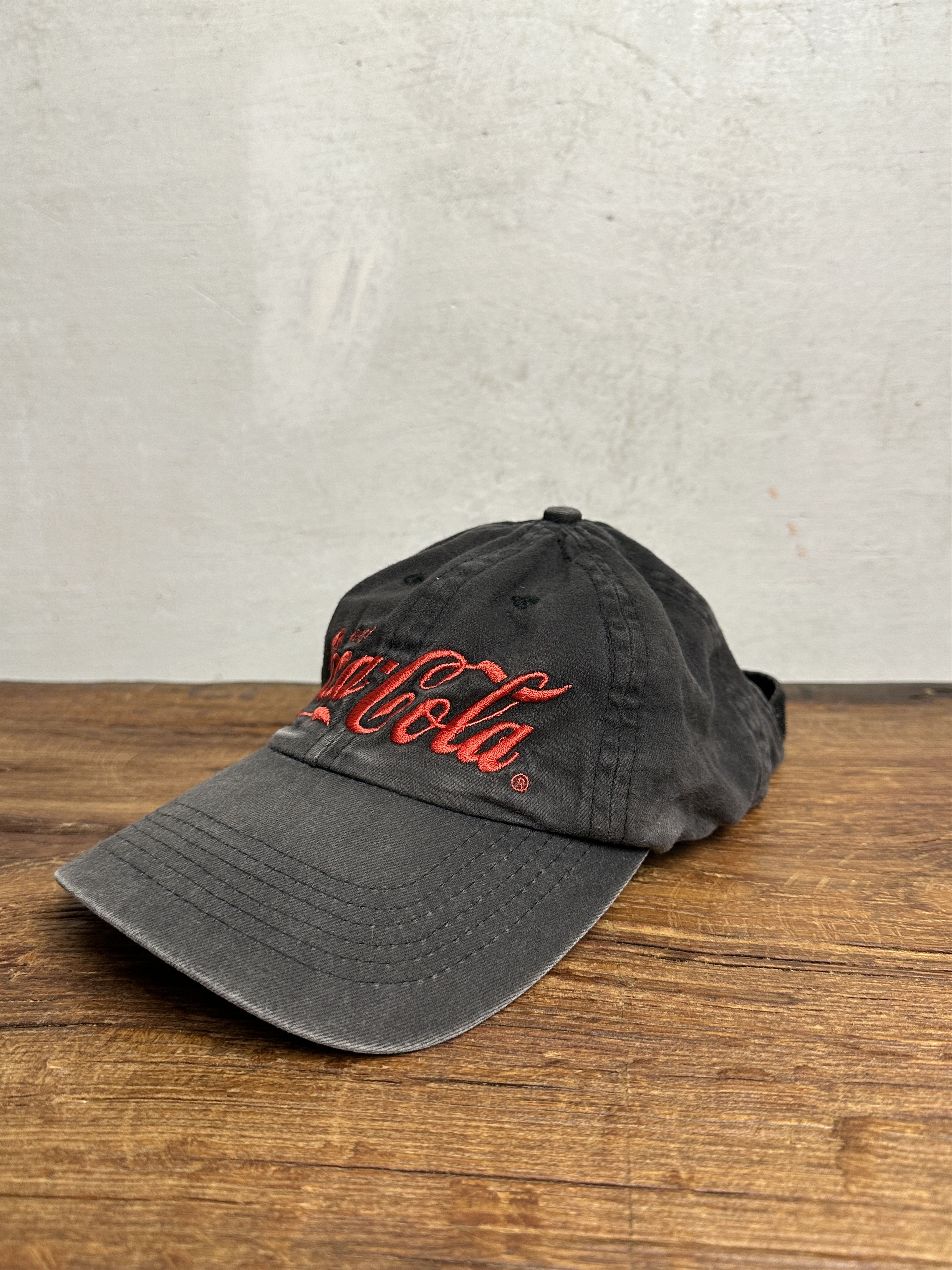 Coca Cola Vintage Coca Cola Embroidered Logo Cap Size ONE SIZE - 1 Thumbnail