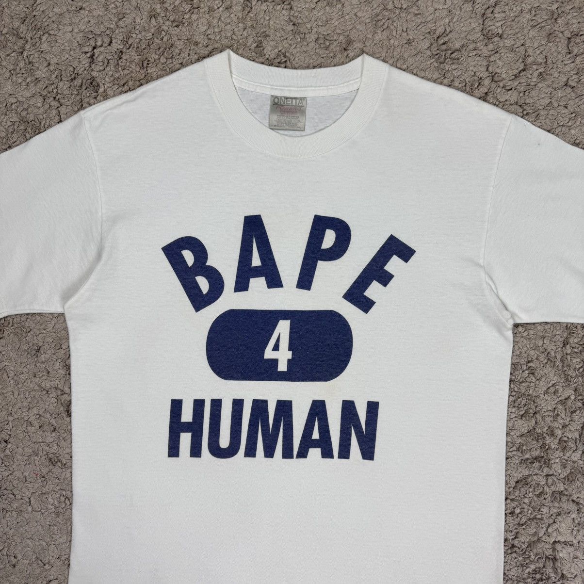 Vintage Vintage Bape 4 Human Rare T-shirt Size US M / EU 48-50 / 2 - 5 Thumbnail