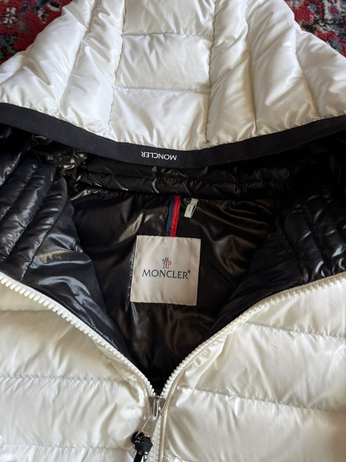 Moncler Galion down puffer jacket white size 3 Size US M / EU 48-50 / 2 - 5 Thumbnail