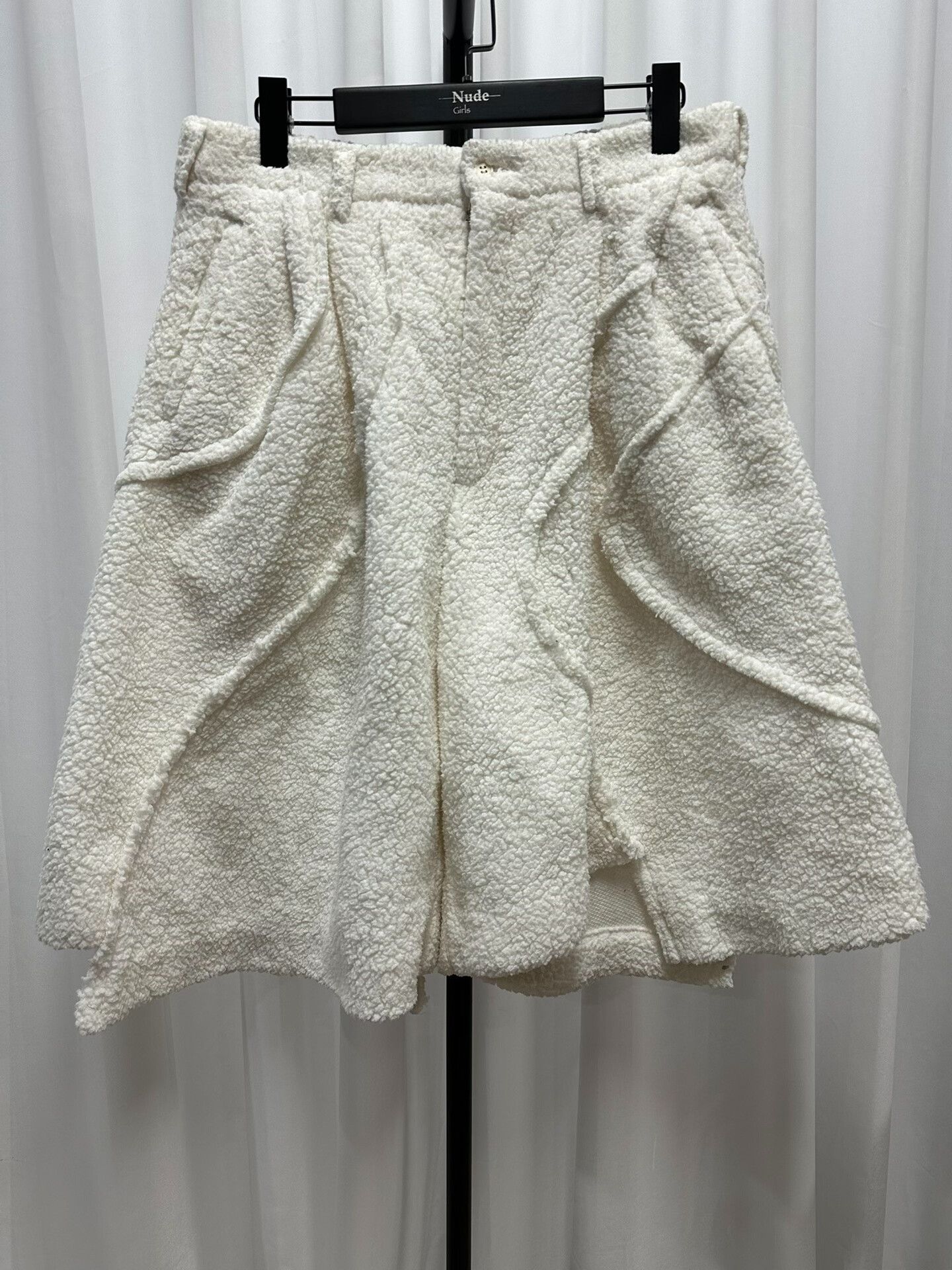Comme des Garcons Comme des Garcons Plus White Shorts Size US 30 / EU 46 - 1 Thumbnail