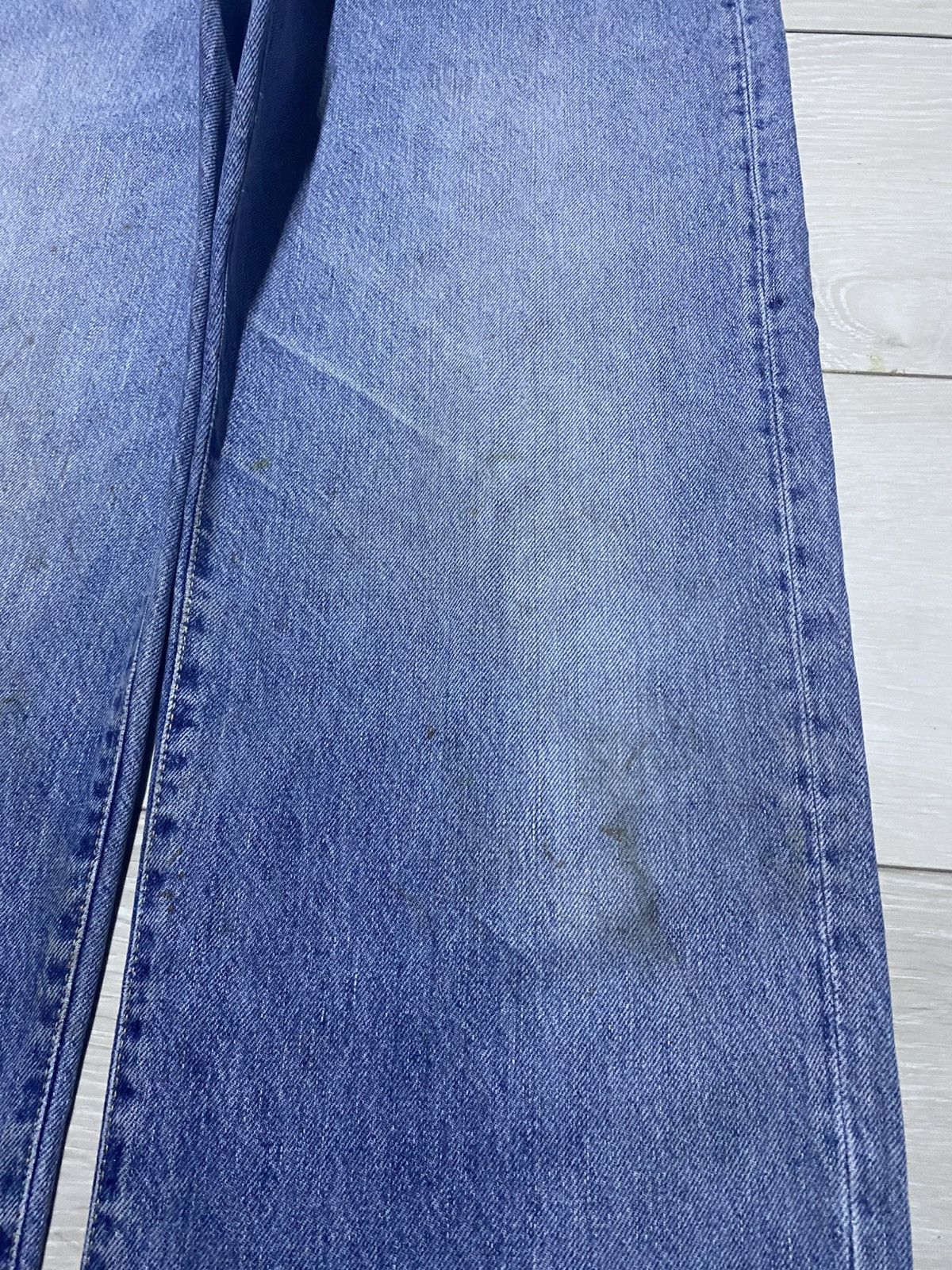 Barneys New York Vintage Barneys New York Light Wash baggy Jeans Size US 31 - 8 Thumbnail