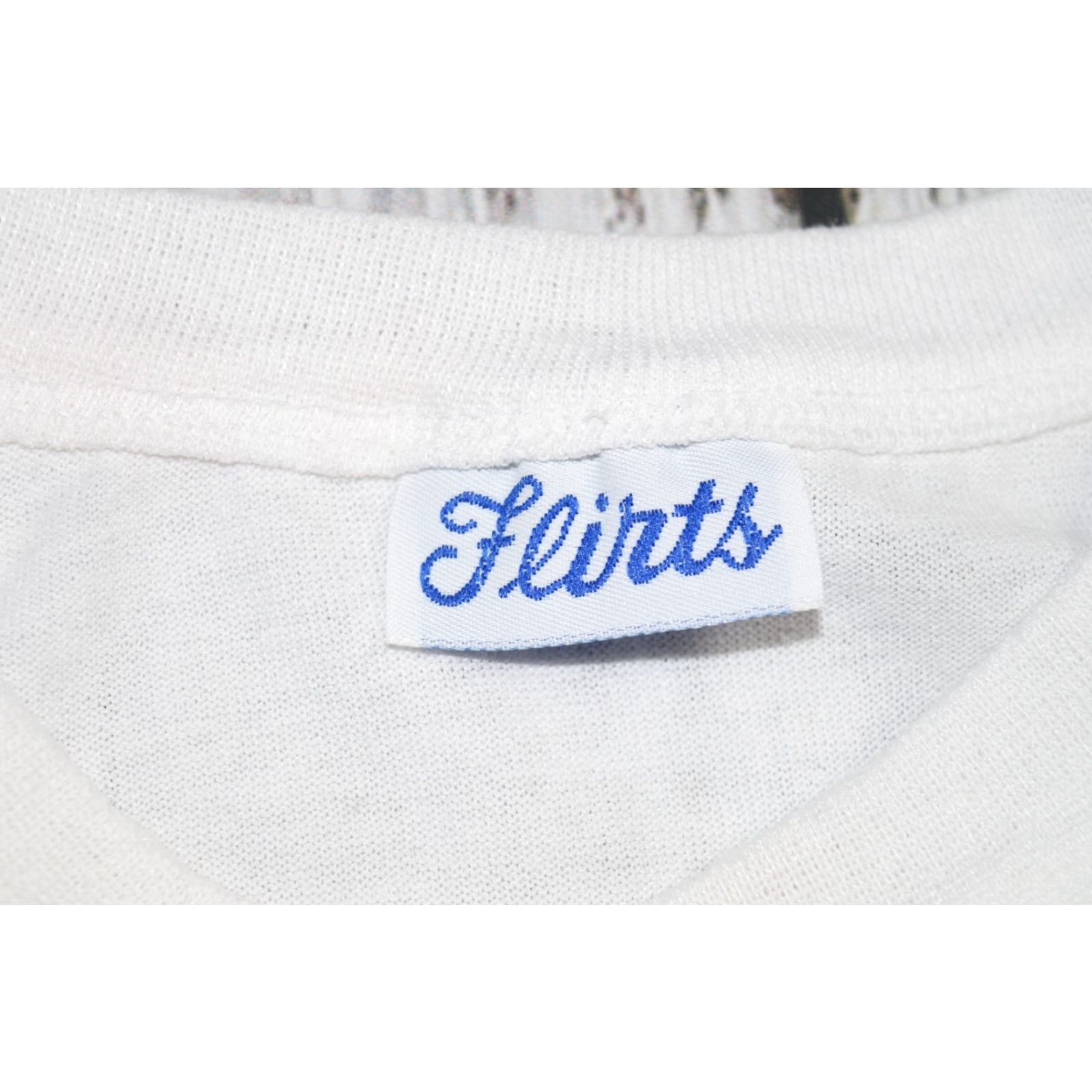 Vintage VINTAGE Flirts 90s 3D Print Tiger Two-Sided Sleeping Shirt One Size White Rare Womens Size ONE SIZE - 5 Thumbnail