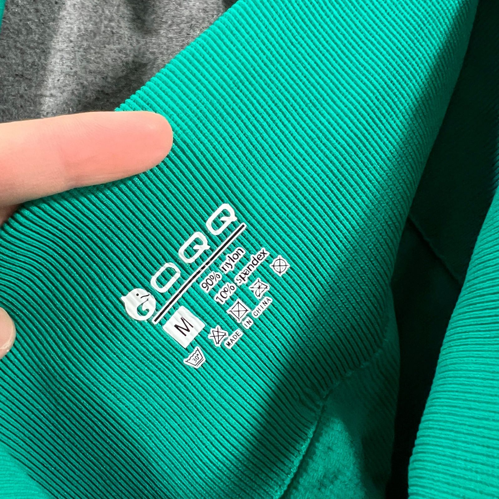 Other Workout 2 PC Top and Bottom OQQ Ladies Green Size M Size M / US 6-8 / IT 42-44 - 3 Thumbnail