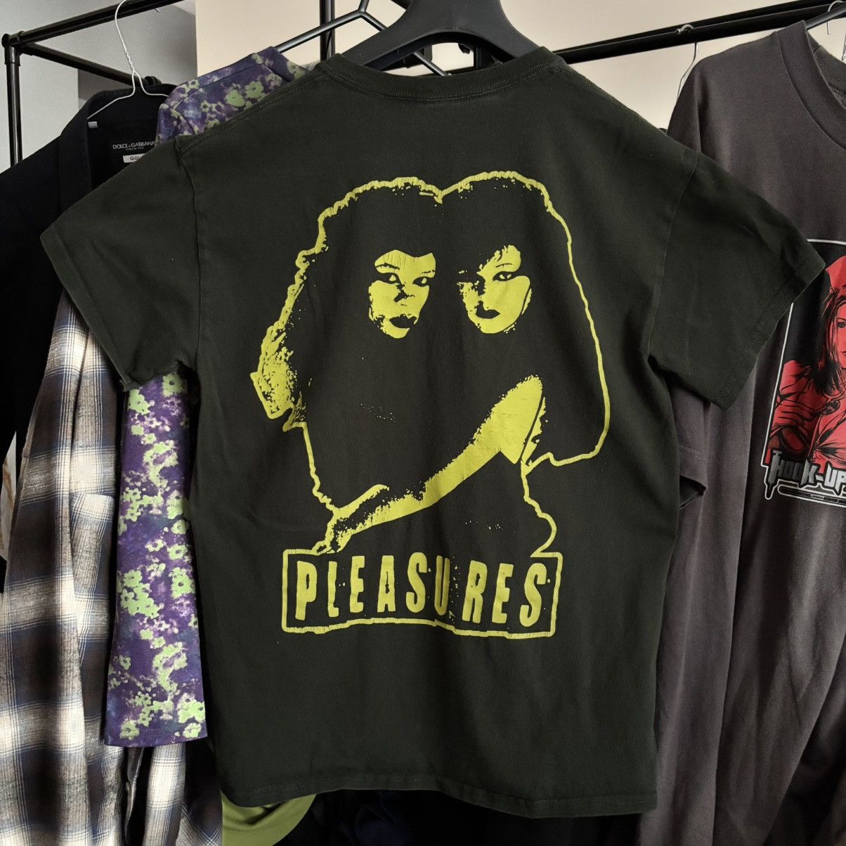 Pleasures PLEASURES “Twins” Big Back Graphic Print Khaki T-Shirt Size US S / EU 44-46 / 1 - 1 Thumbnail