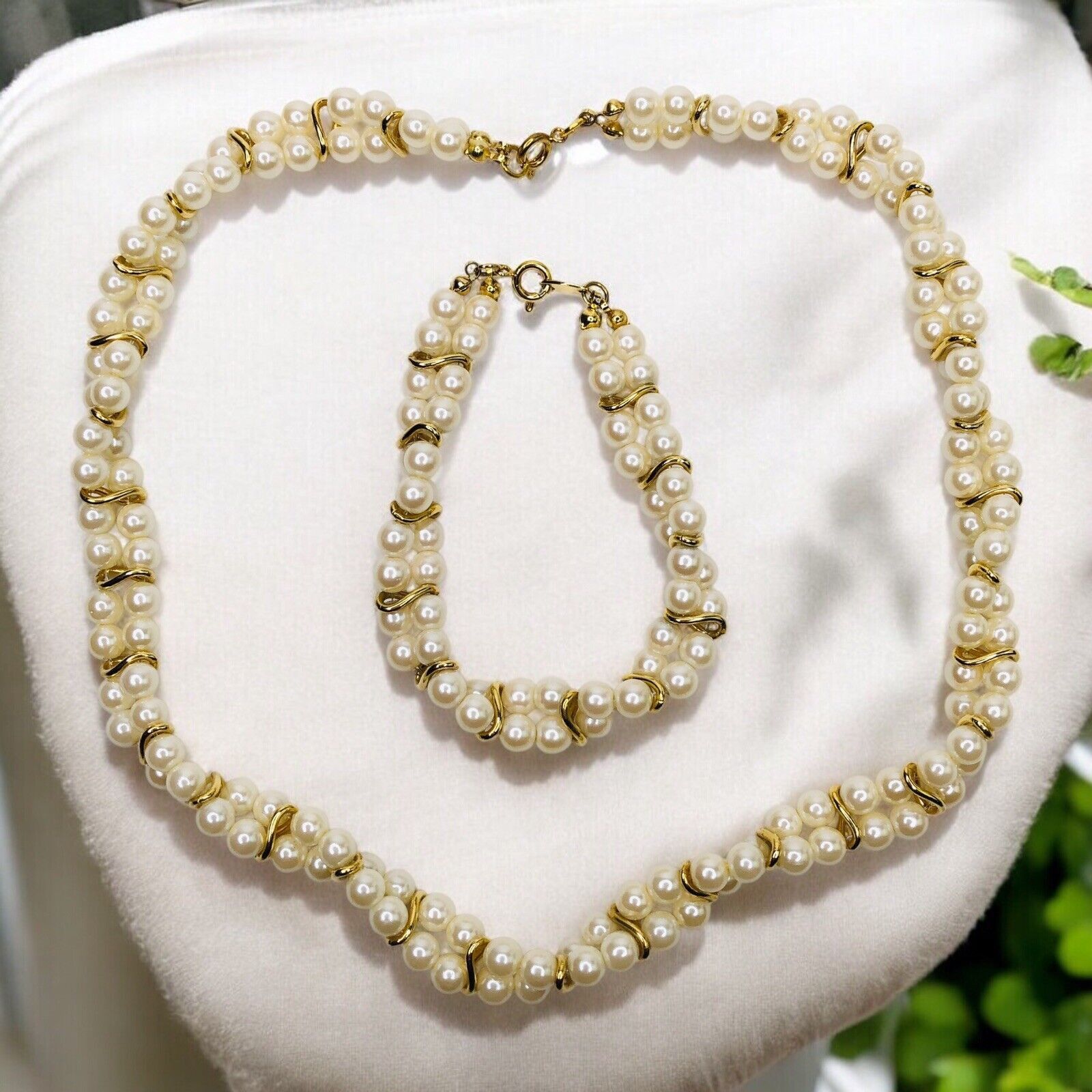 Other VTG Trifari Faux Pearls Double Stand Twisted necklace Size ONE SIZE - 1 Thumbnail