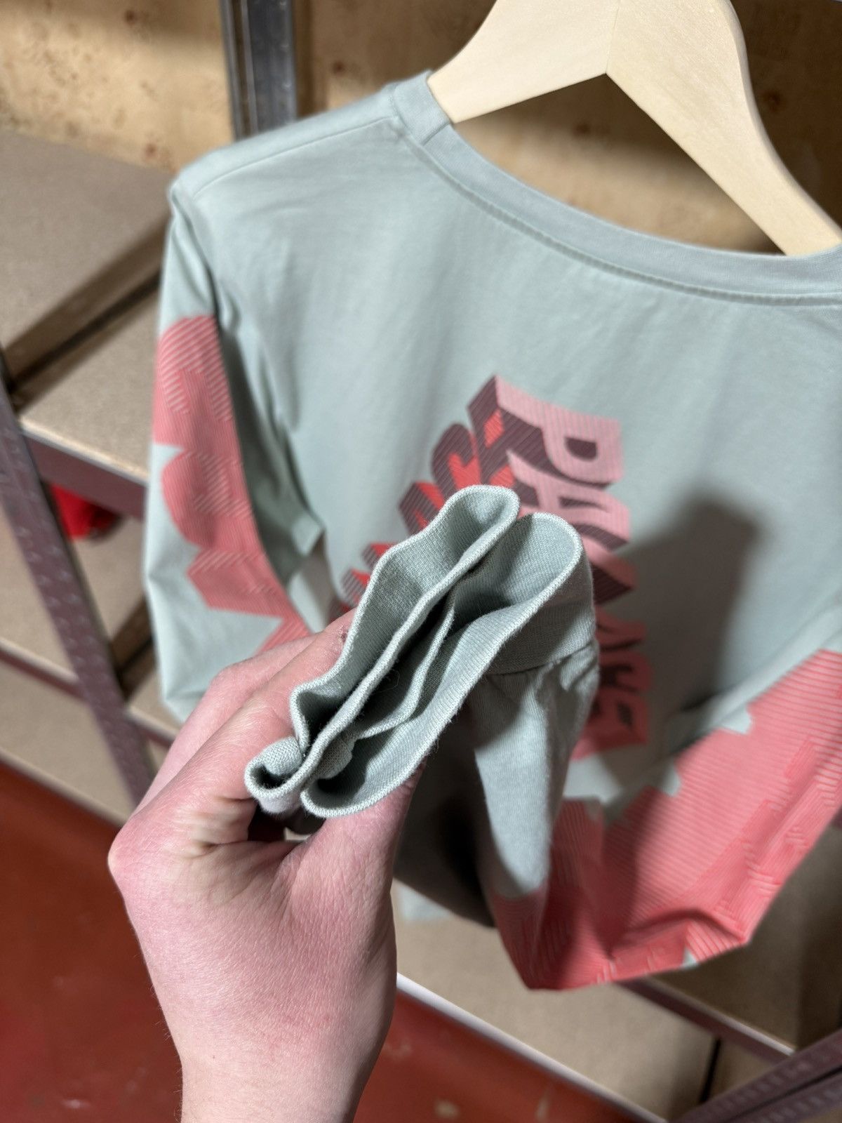 Palace Rare Palace P-3D Skate Gang Longsleeve T-Shirt Y2K Hype Size US L / EU 52-54 / 3 - 5 Thumbnail