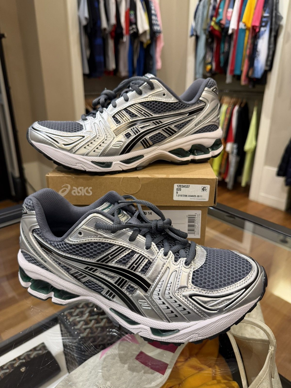 Asics Asics Gel Kayano 14 - Metropolis Jasper Green Size US 9 / EU 42 - 4 Thumbnail