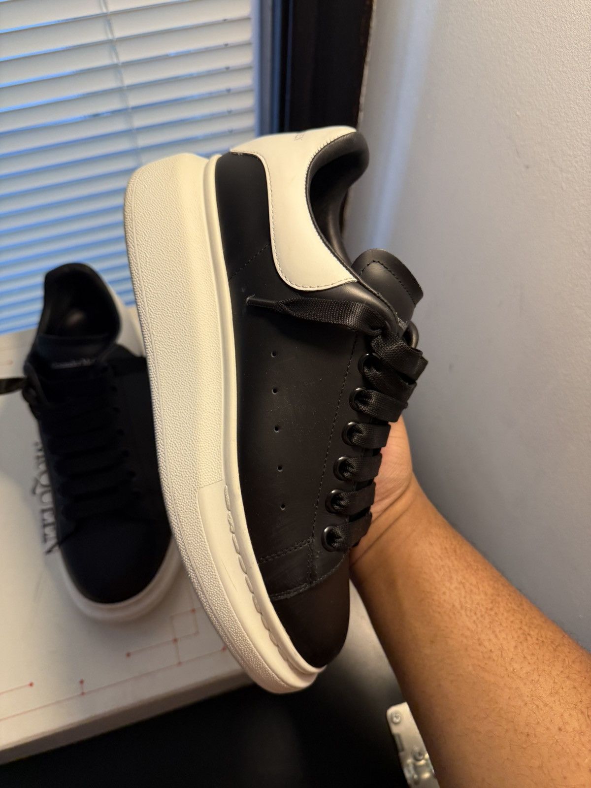 Alexander McQueen Alexander Mcqueen Black Sneakers Size 7 US / 40 EU Size US 7 / EU 40 - 10 Thumbnail