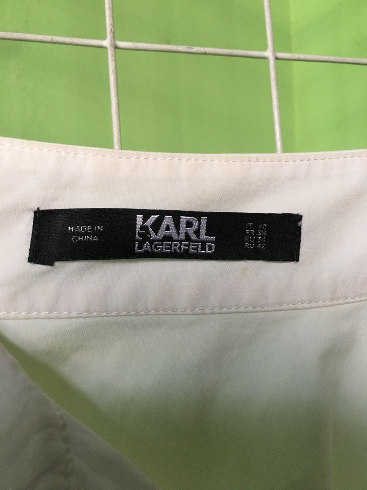 Karl Lagerfeld Karl Lagerfeld Button Shirt Size S / US 4 / IT 40 - 4 Thumbnail